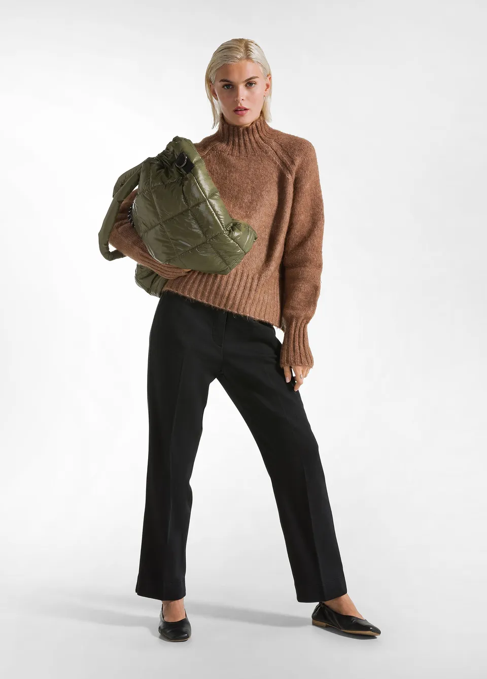 deha-pantaloni-dritti-in-gabardina-stretch-nero-2 image 1