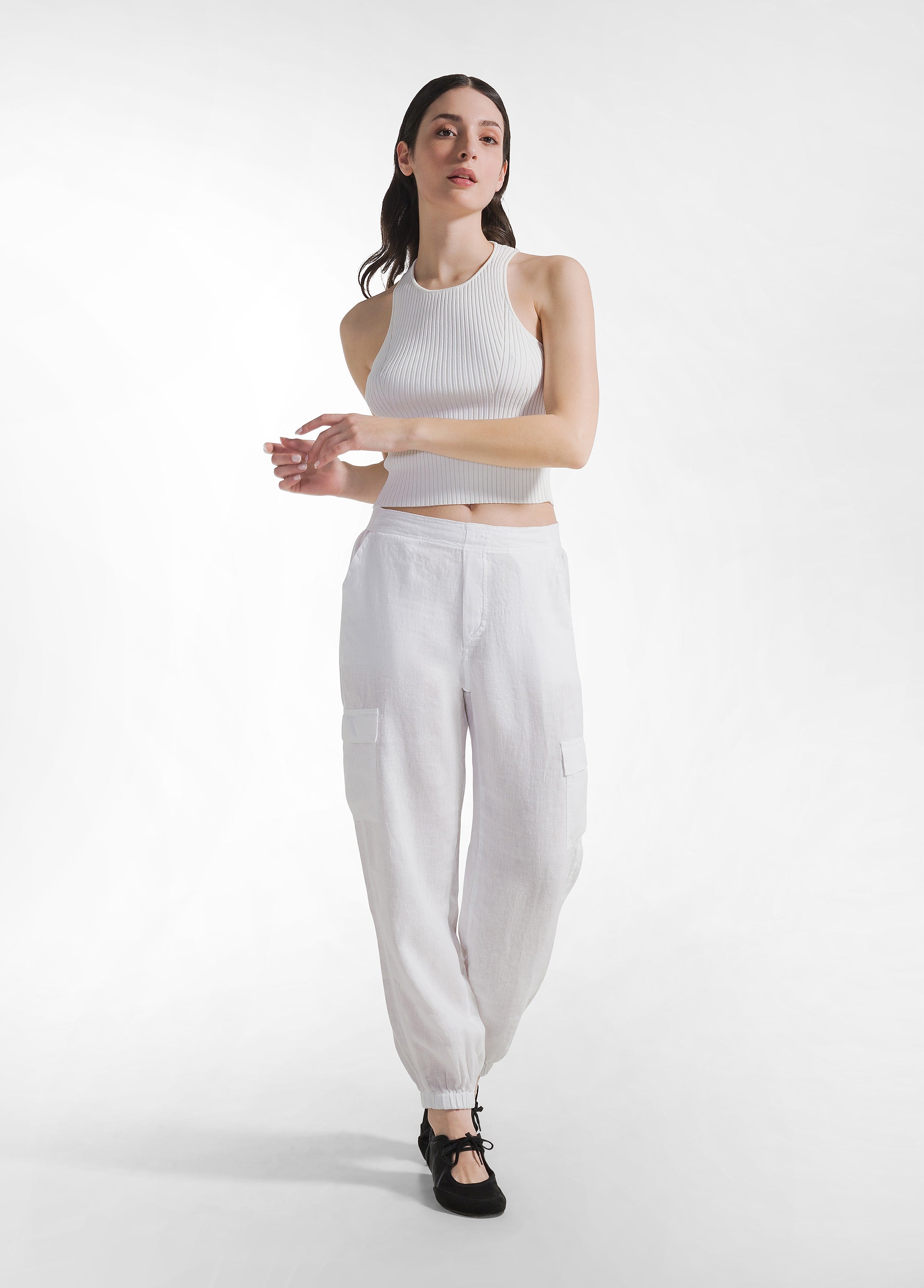 deha-top-a-coste-in-maglia-di-rayon-bianco-scollo-halter image 4