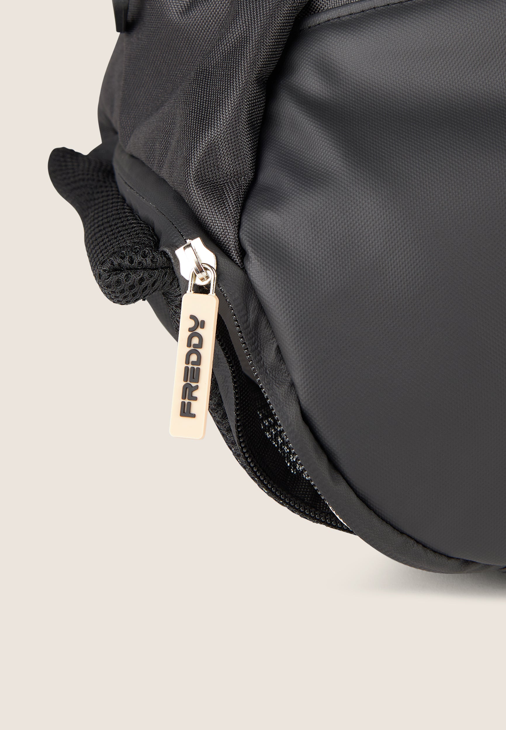 freddy-wr-up-borsa-sportiva-multiuso-con-tasca-porta-scarpe image 2