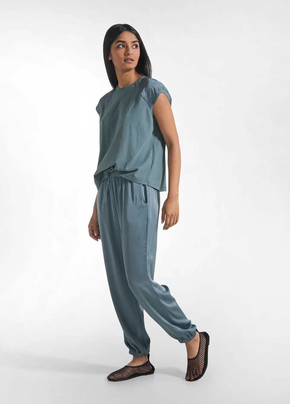 deha-pantaloni-jogger-in-satin-di-viscosa-verde-d42455 image 1