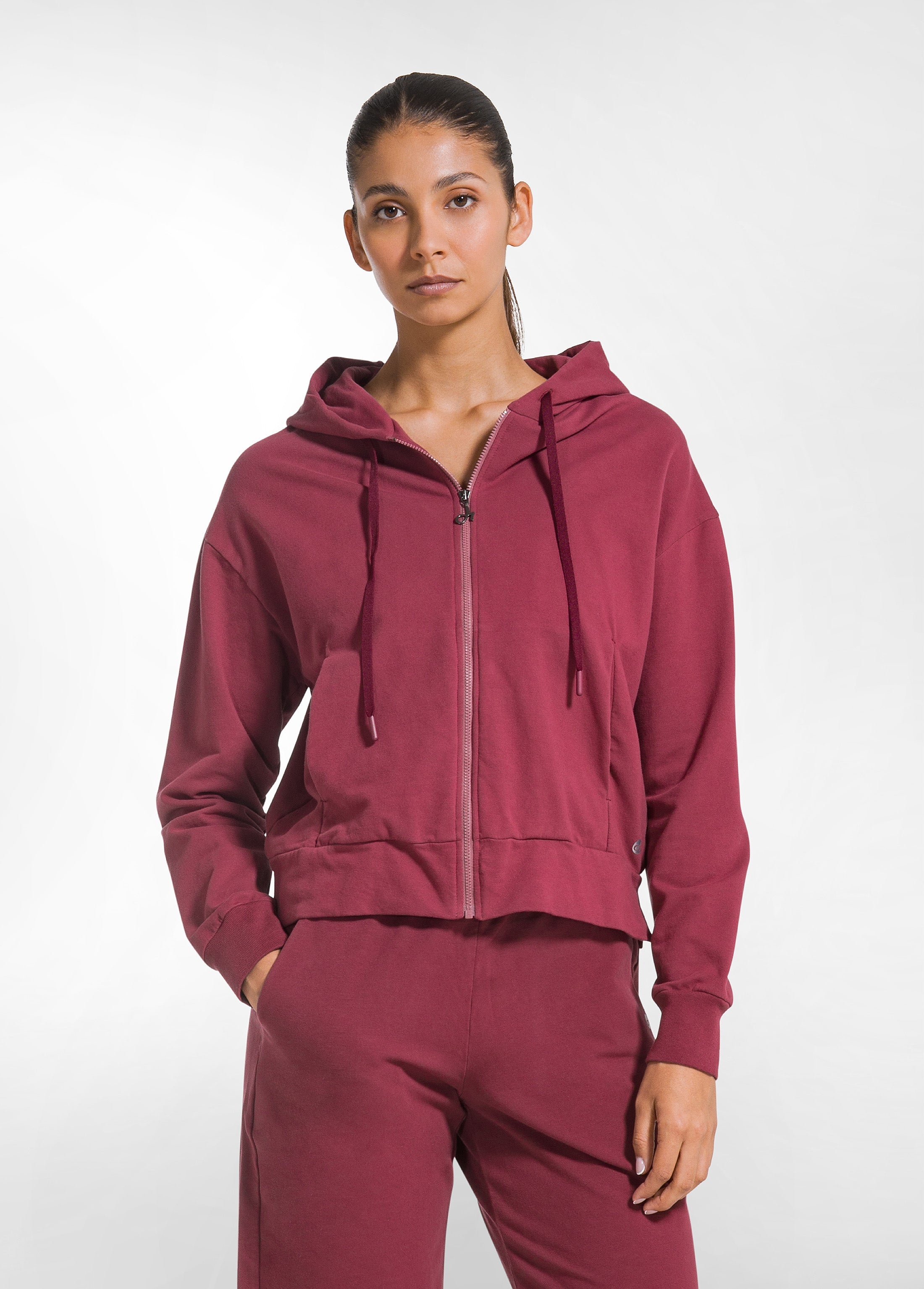 deha-d52023-felpa-con-zip-e-cappuccio-rossa-in-cotone-stretch image 1