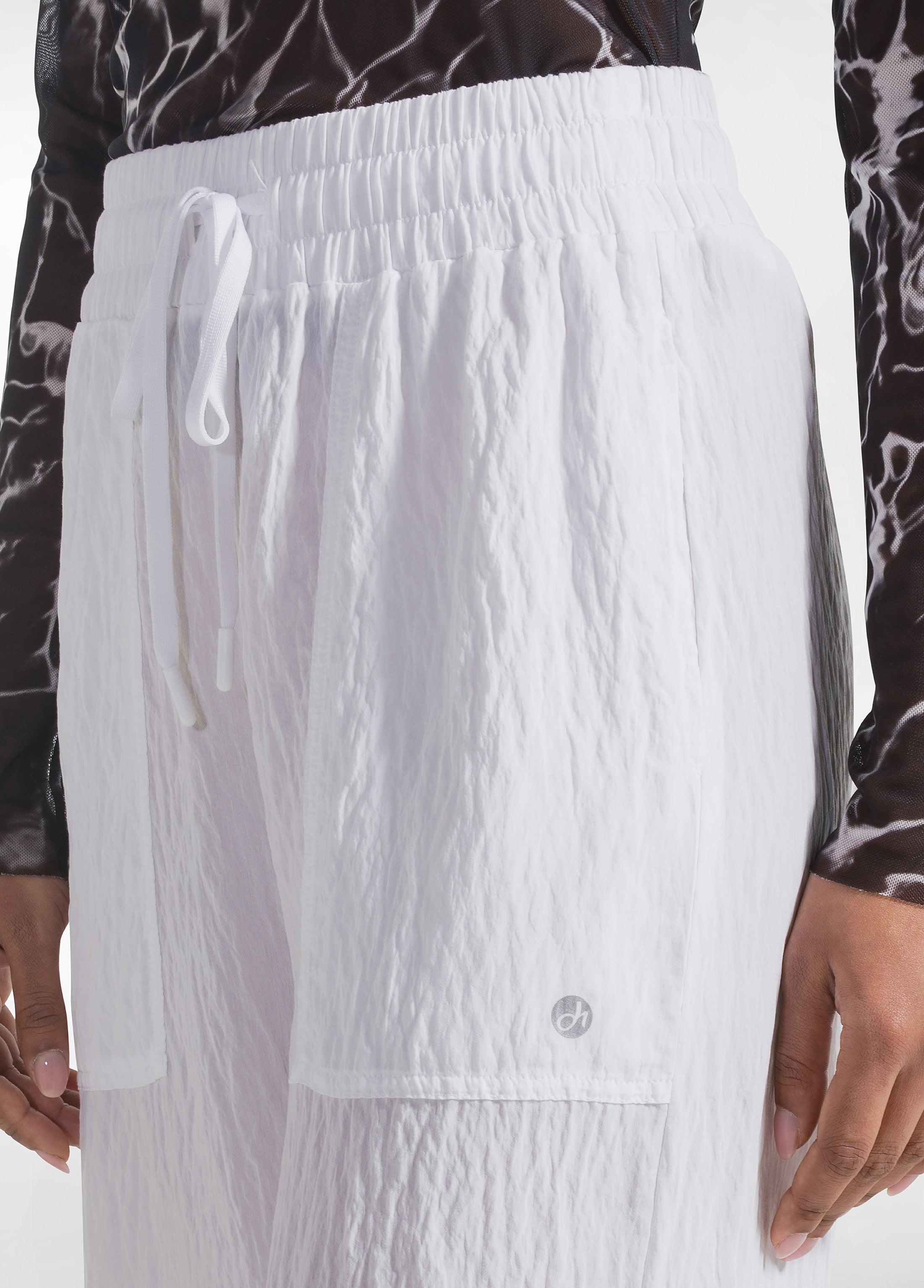 deha-jogger-ampi-viscosa-crinkle-iron-free-bianco image 4