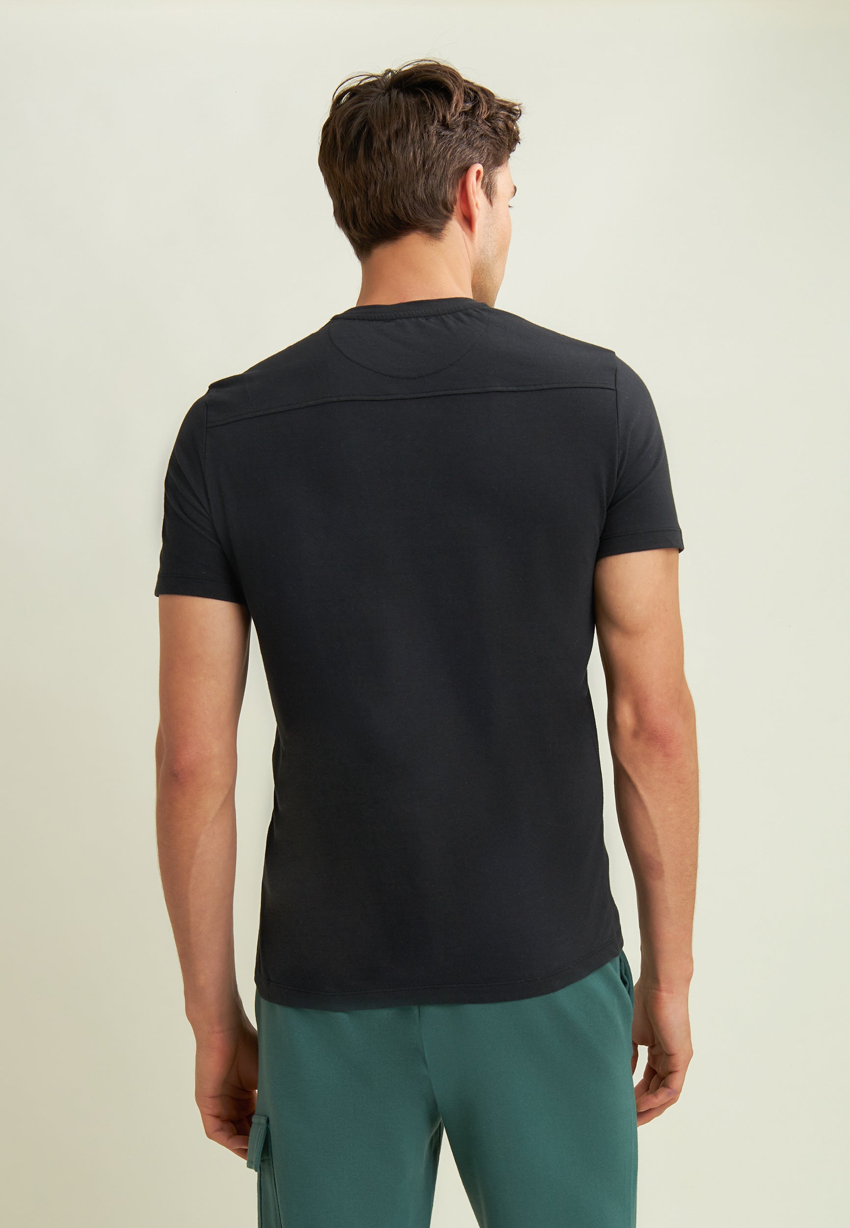 freddy-t-shirt-uomo-regular-con-logo-centrale-e-dettaglio-camouflage image 3