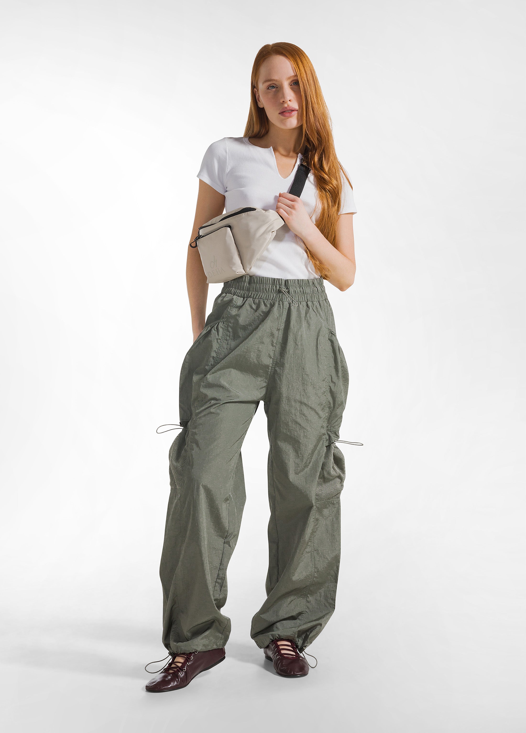 deha-pantalone-balloon-in-nylon-verde-cargo image 1