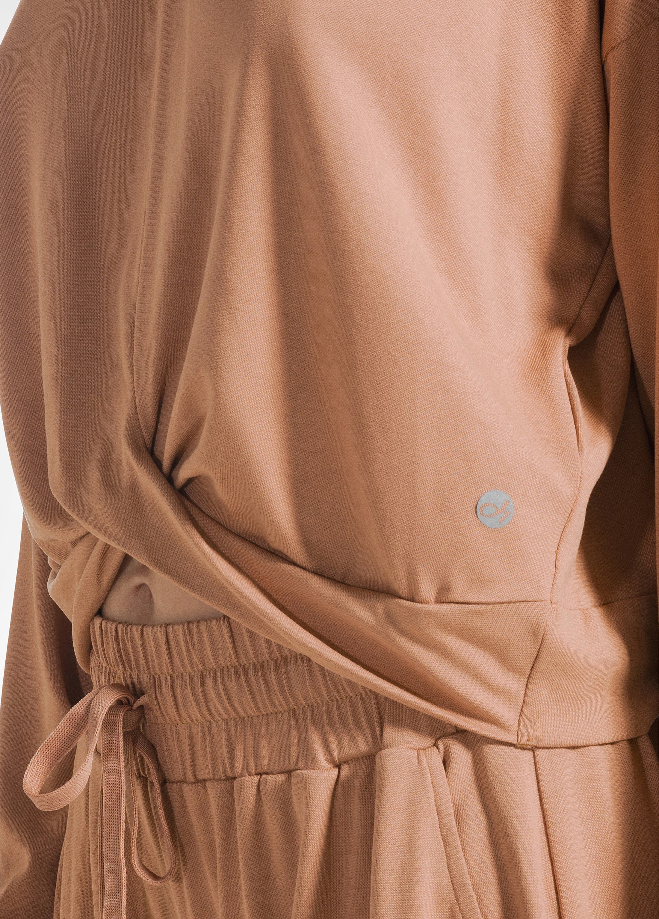 deha-felpa-con-nodo-in-jersey-modal-cropped-con-cappuccio-marrone image 3