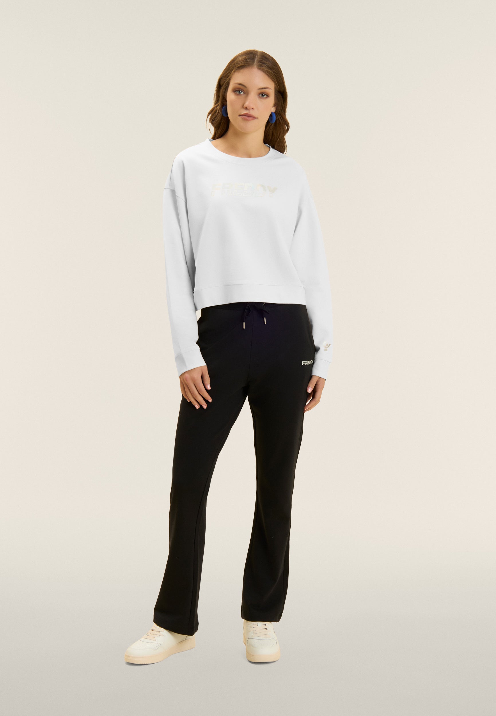 freddy-felpa-girocollo-in-heavy-jersey-stretch-con-inserti-a-contrasto-e-logo-pe image 2