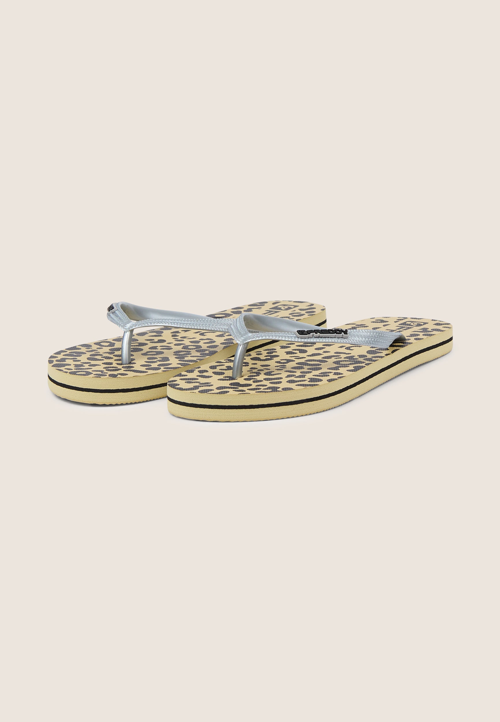 freddy-infradito-flip-flop-donna-leopardate-con-logo image 5