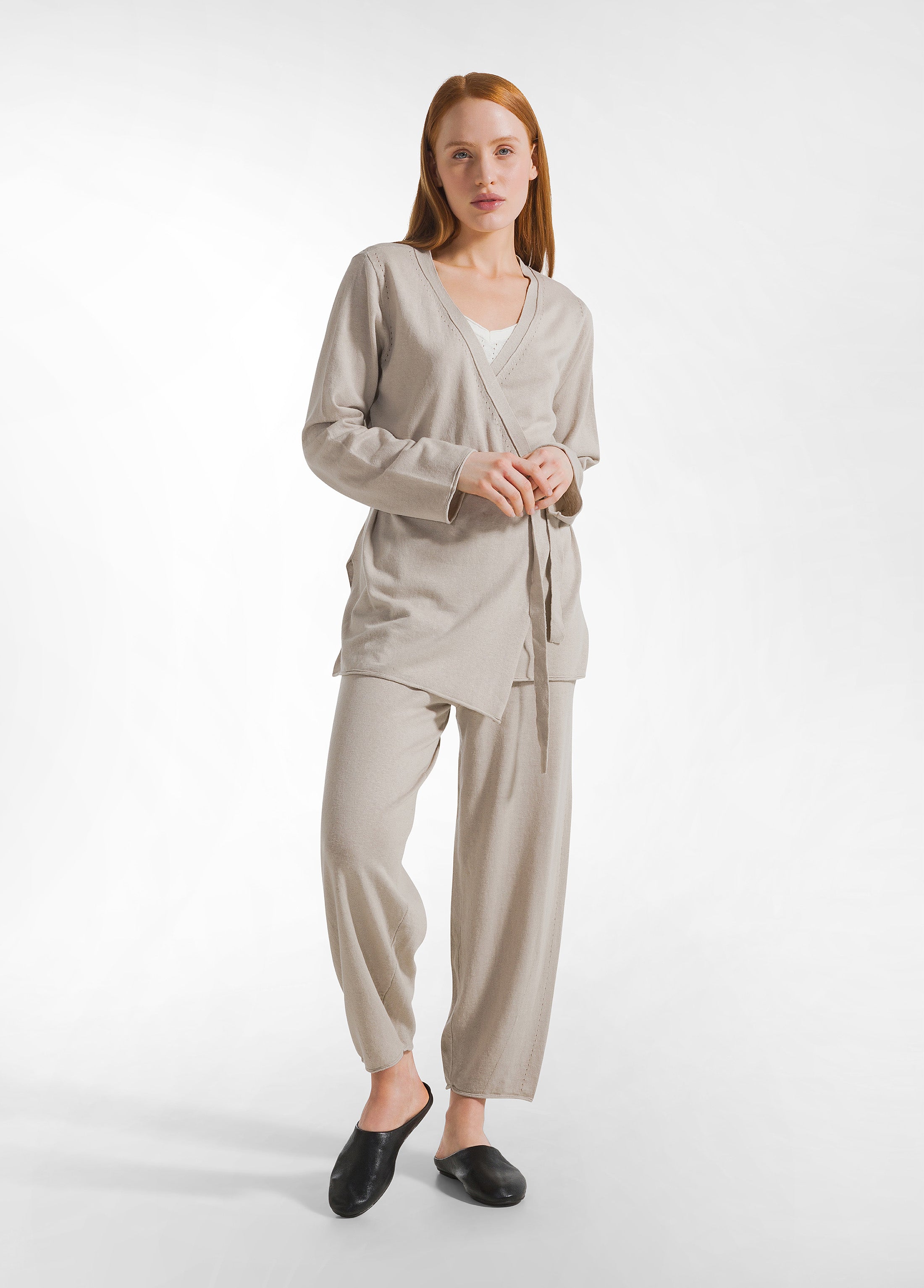 deha-d22196-pantalone-in-maglia-lino-e-cotone-beige image 1