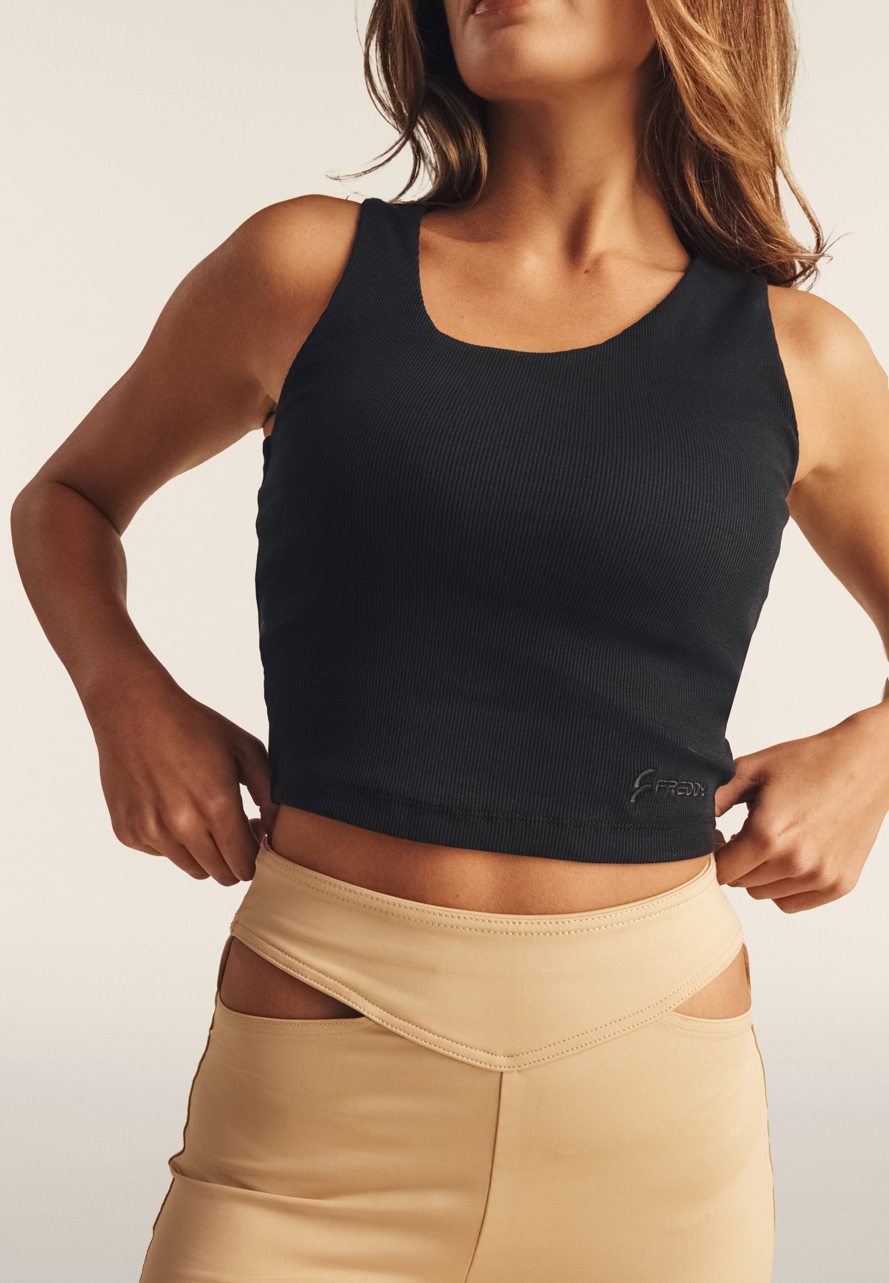 freddy-pantaloni-n-o-w-vita-alta-traspiranti-con-cut-out image 4
