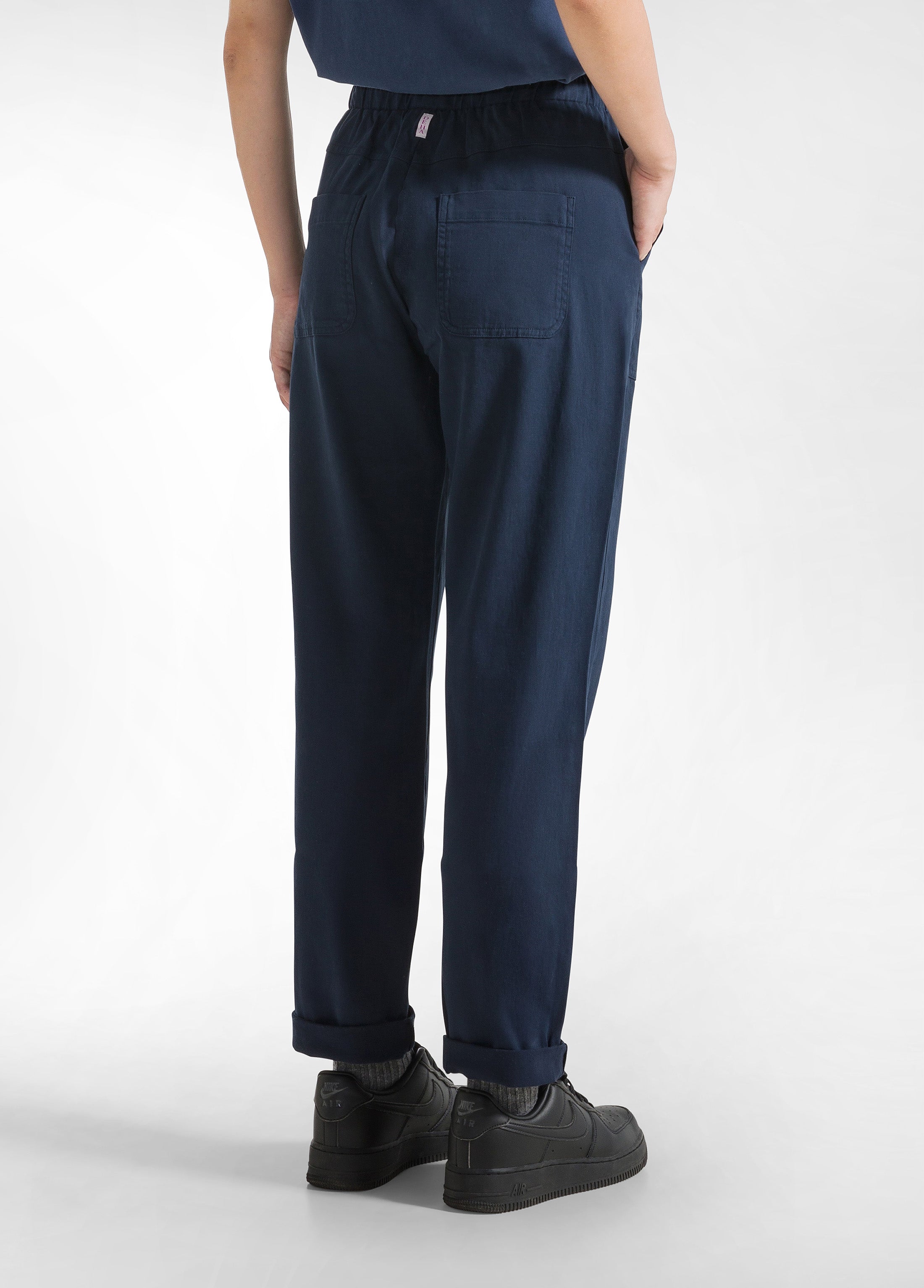 deha-pantalone-in-gabardine-con-coulisse-blu image 3
