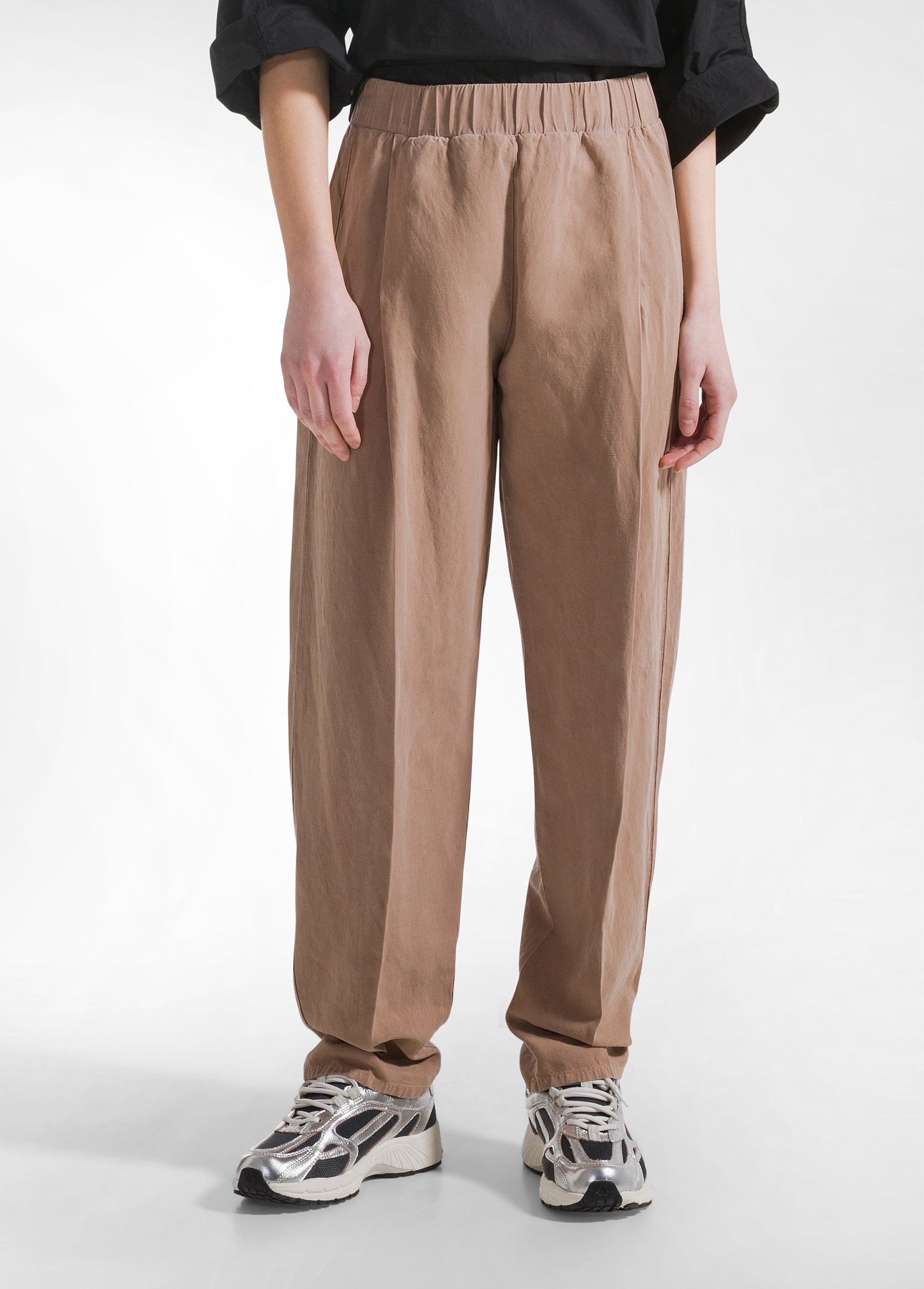 deha-pantaloni-plissettati-in-lino-fiammato-marrone image 2