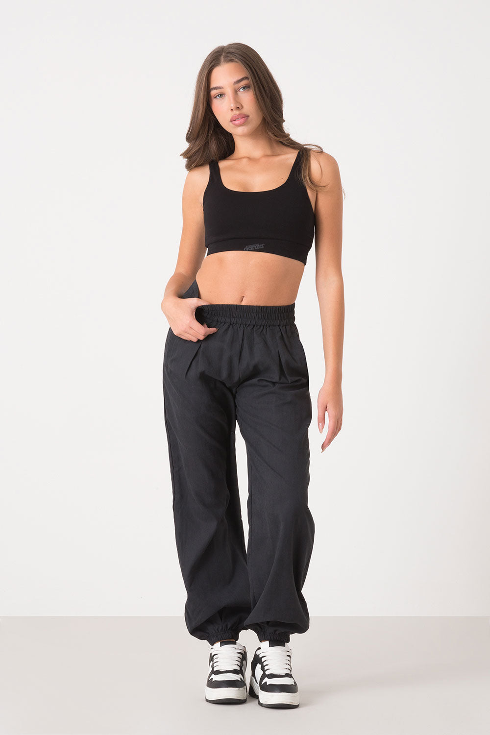 pantalone-soft-touch-dimensione-danza-con-polsino-elastico-e-tasche image 3