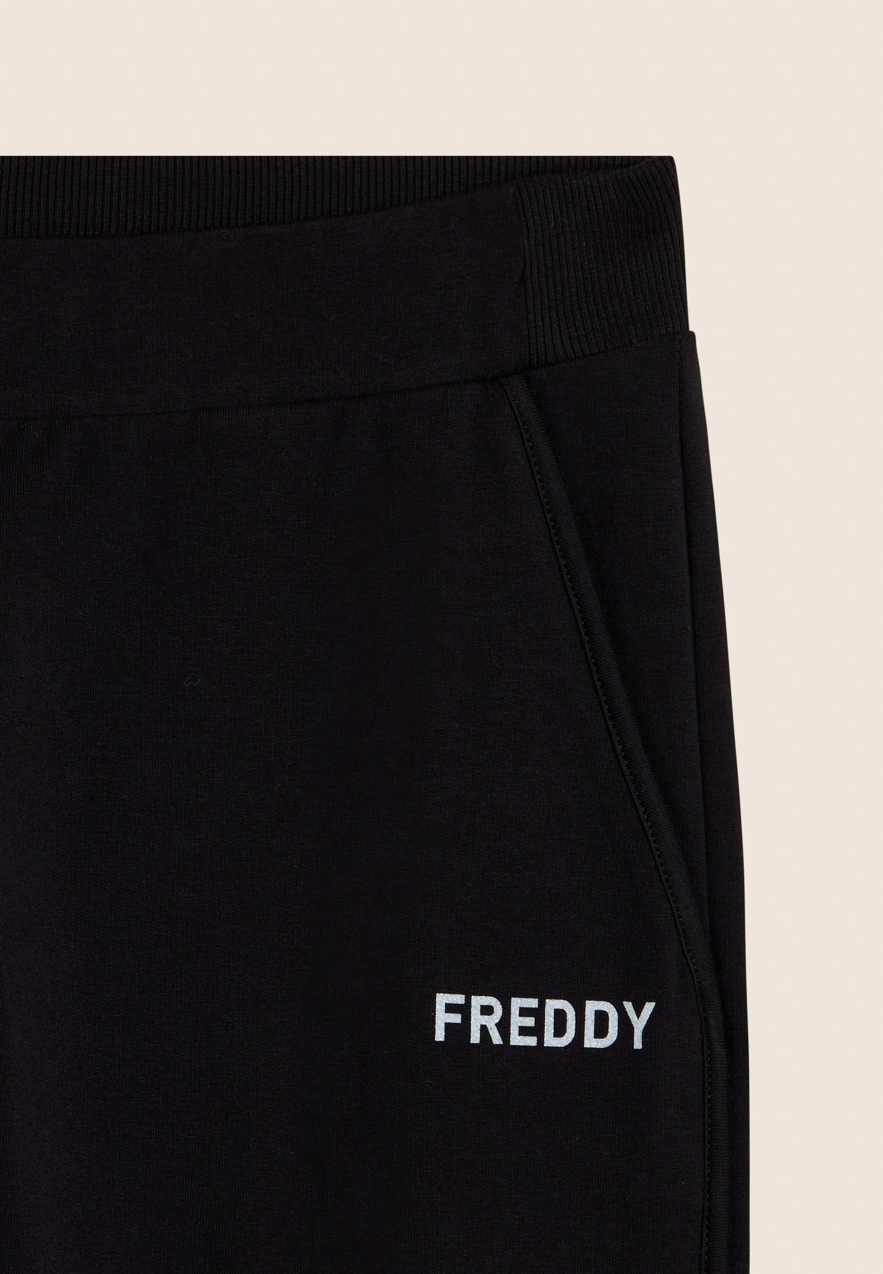 freddy-pantaloni-7-8-con-fondo-stondato-e-vita-sagomata image 8
