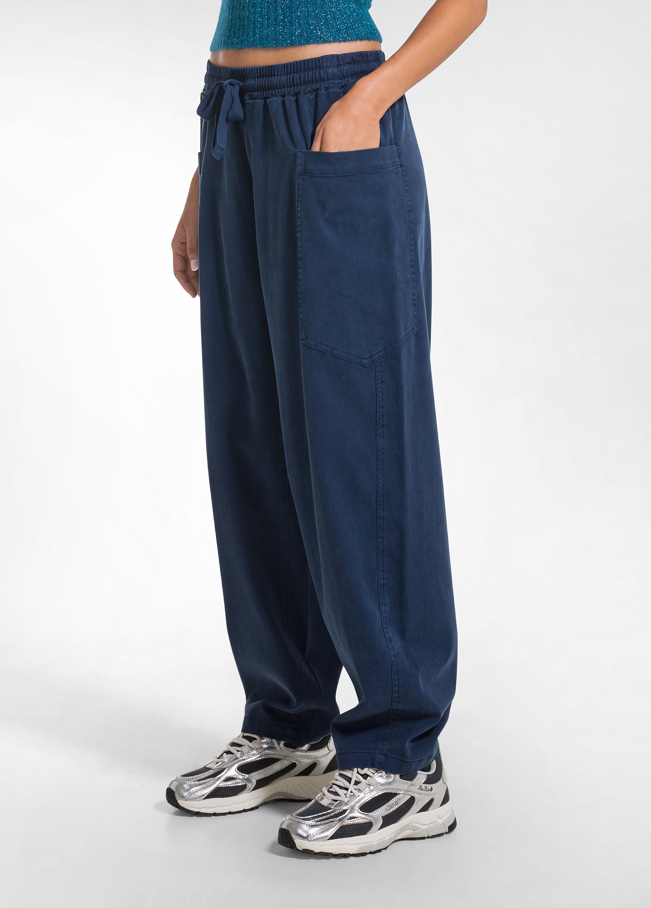 deha-pantalone-balloon-in-twill-di-lyocell-blu-d52349 image 2