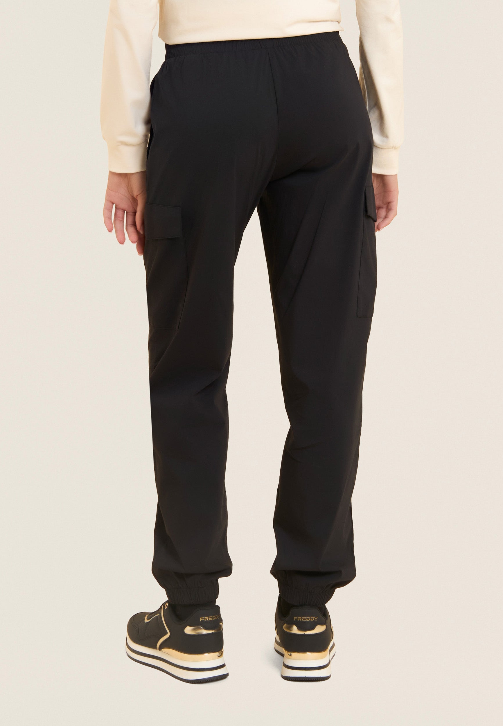 freddy-pantaloni-cargo-in-popeline-elasticizzato-regular-con-coulisse-e-tasche-l image 3