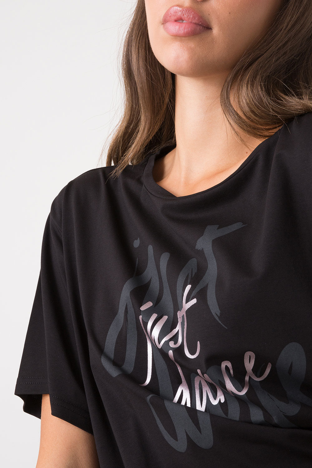 dimensione-danza-t-shirt-over-con-stampa-tono-su-tono-donna image 5