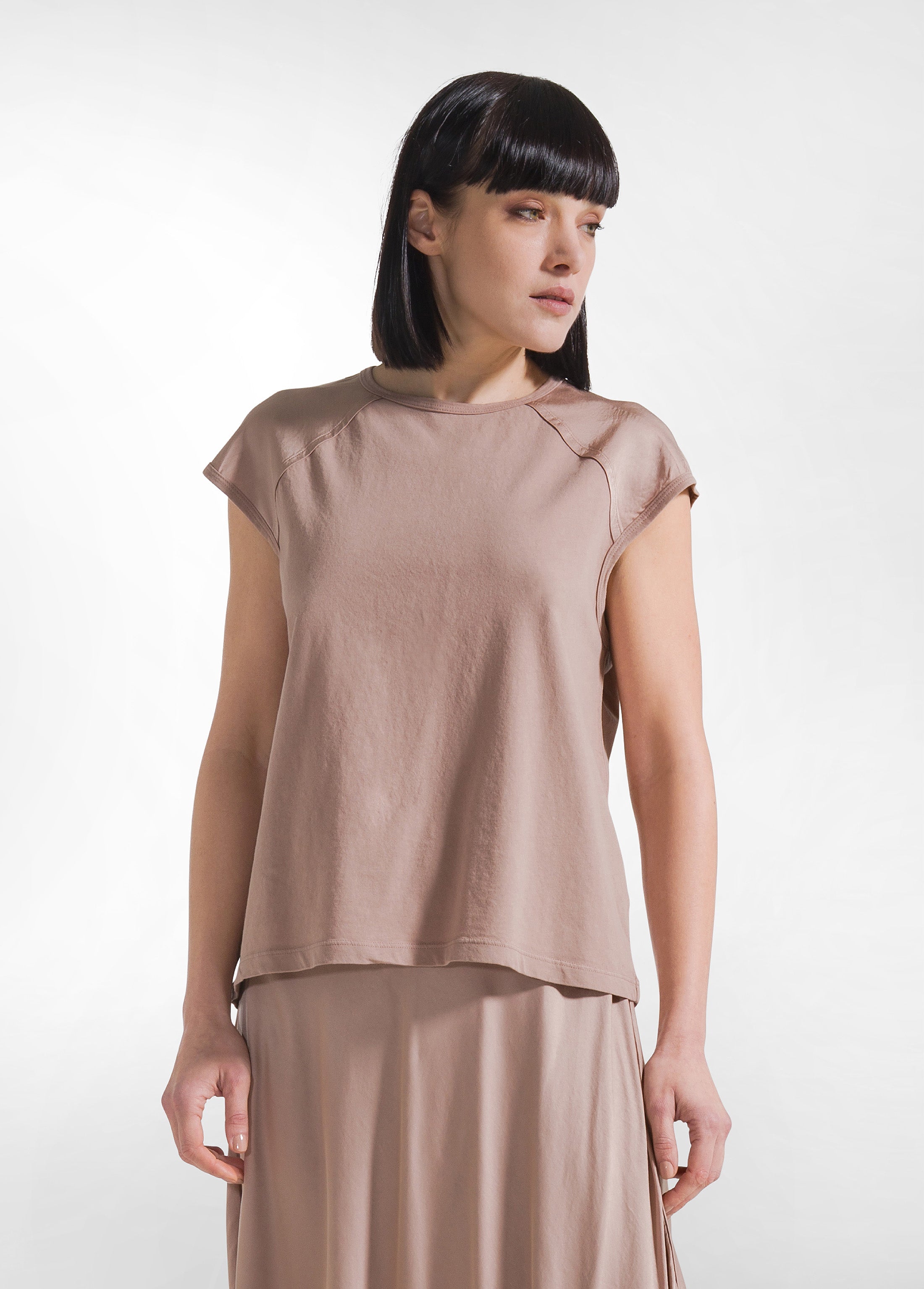 deha-top-con-maniche-in-satin-e-corpo-in-jersey-marrone image 1