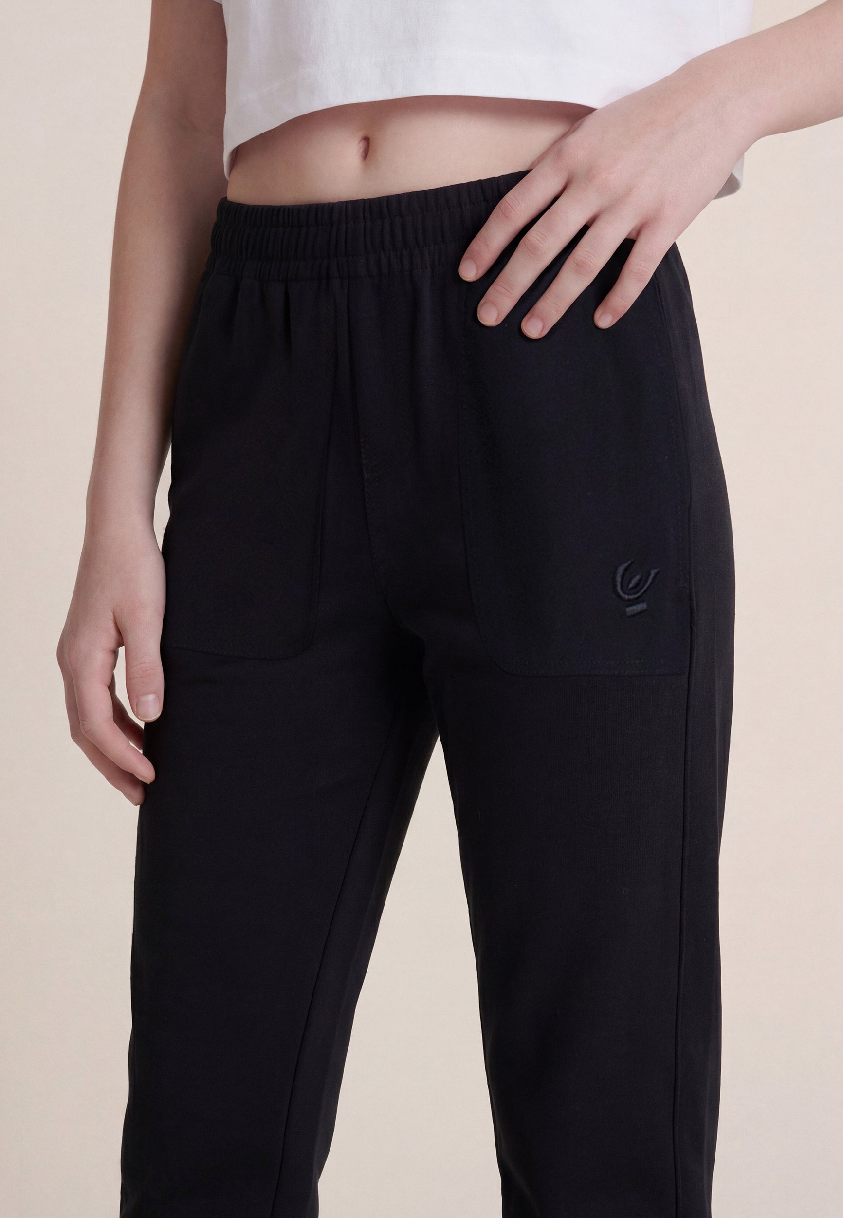 freddy-pantaloni-regular-bambina-tessuto-tecnico-tasche-applicate image 4