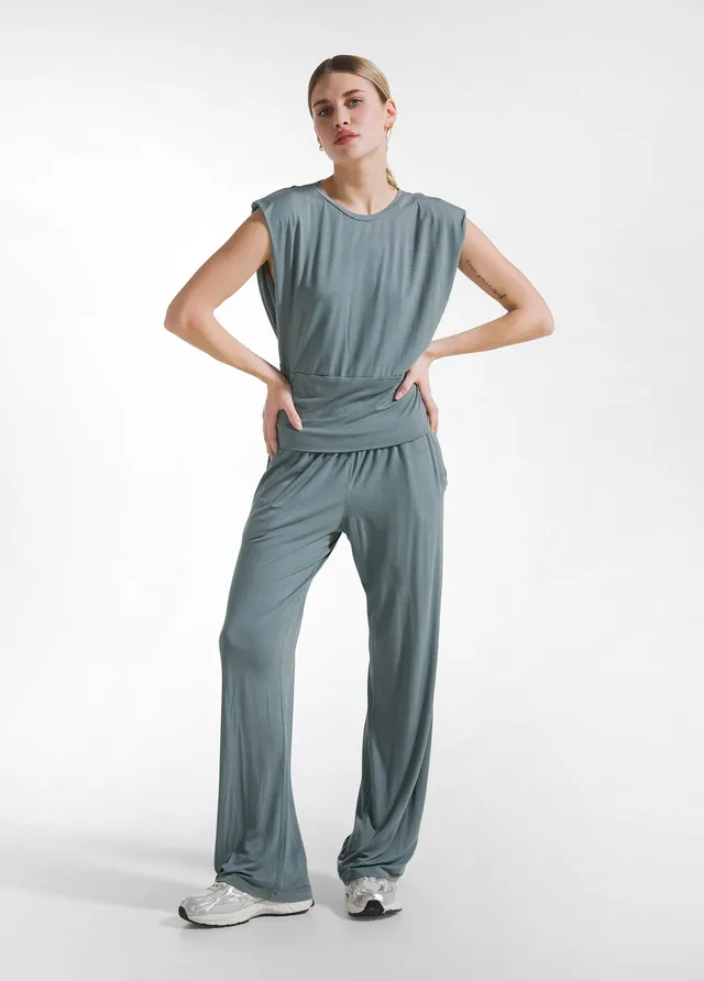deha-completo-t-shirt-e-pantalone-in-viscosa-stretch-verde image 1