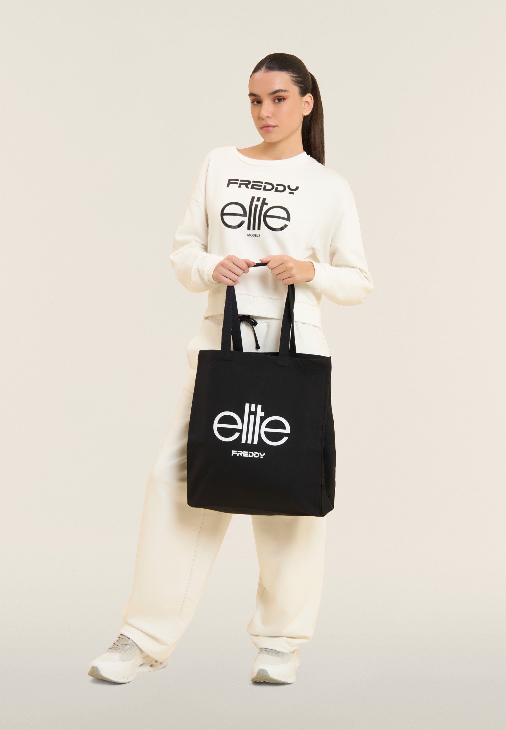freddy-shopper-unisex-elite-x-freddy-in-canvas-nero image 1