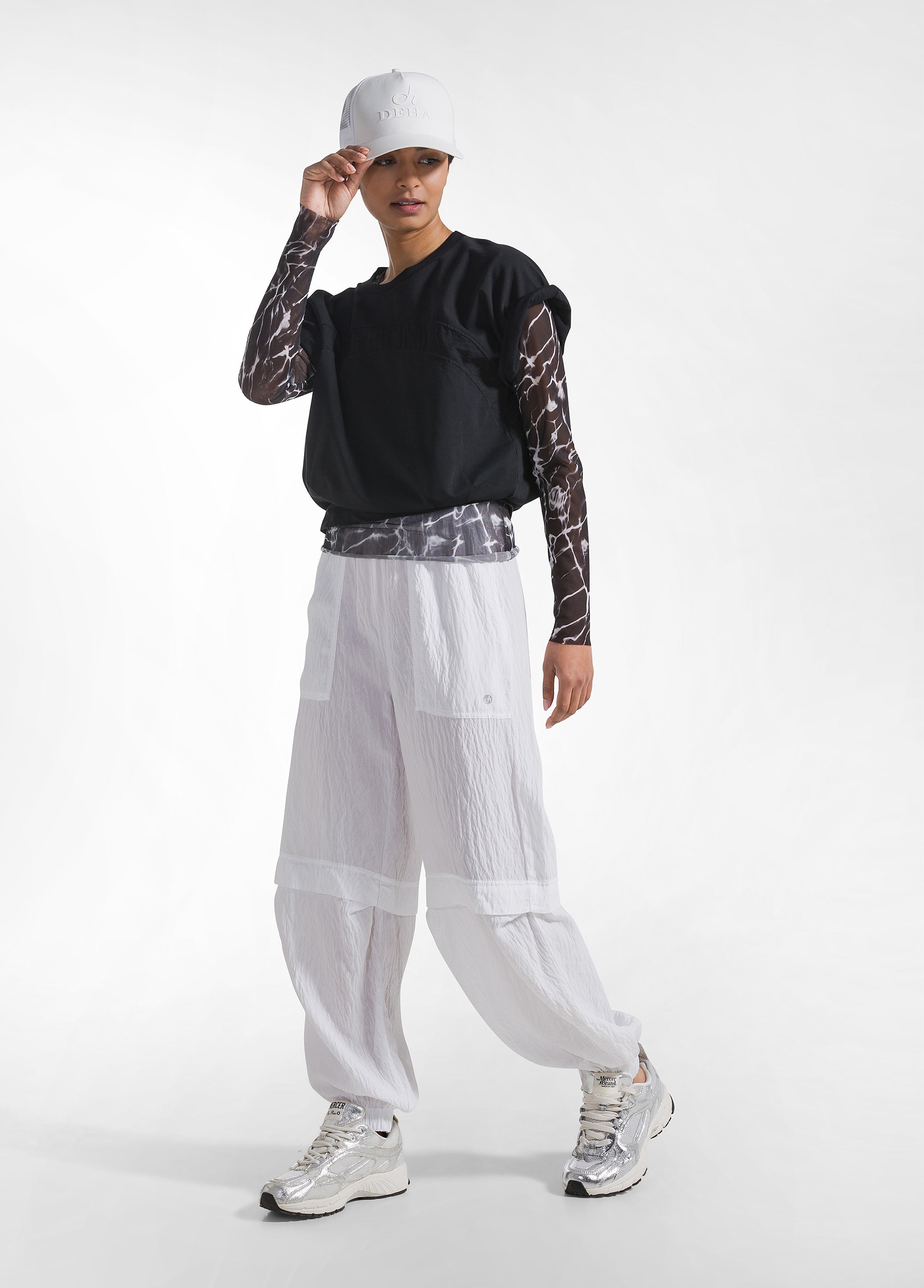 deha-t-shirt-in-tulle-con-stampa-allover-nero image 4