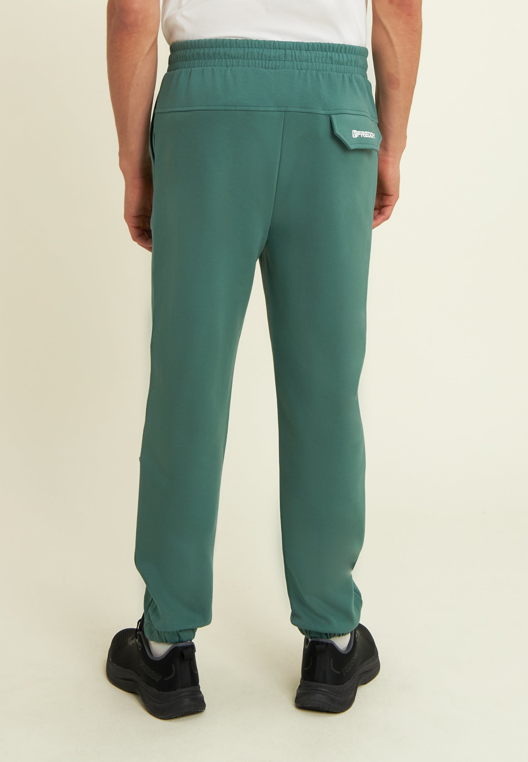 freddy-pantaloni-uomo-slim-interlock-stampa-ut-con-coulisse image 3