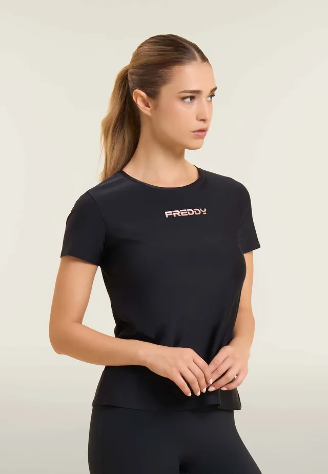 freddy-t-shirt-tecnica-regular-con-spacchi-laterali image 1