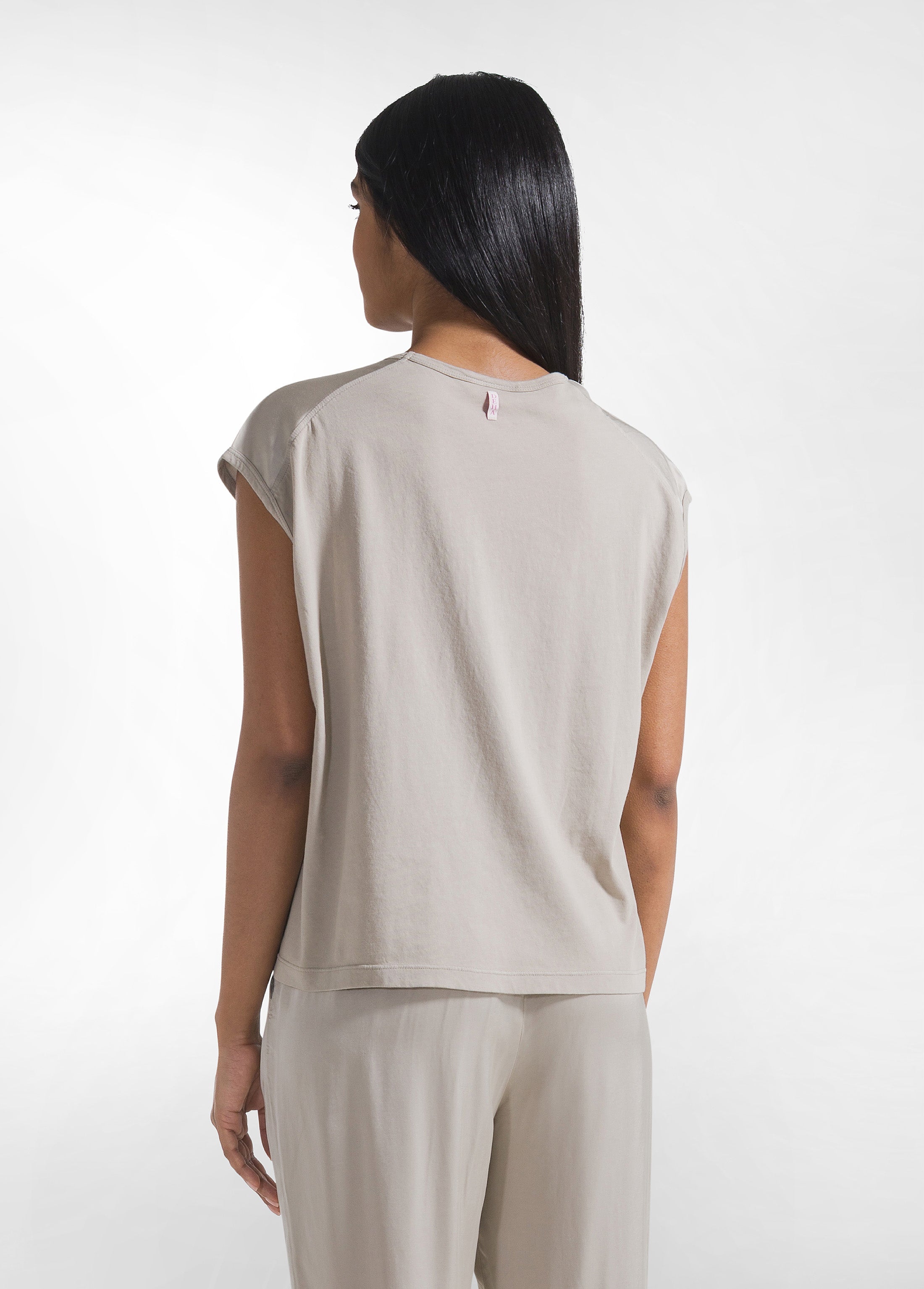 deha-d42440-top-beige-maniche-satin-e-corpo-jersey-top-elegante image 2