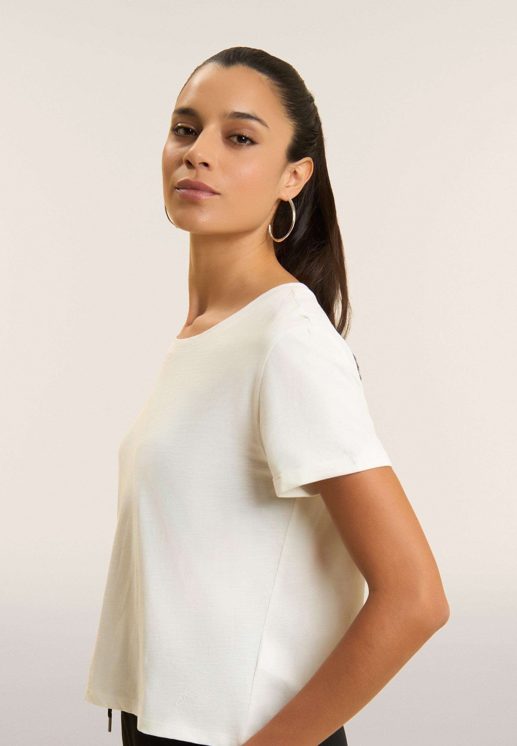 freddy-t-shirt-cropped-in-jersey-fiammato-con-risvolto-maniche image 4