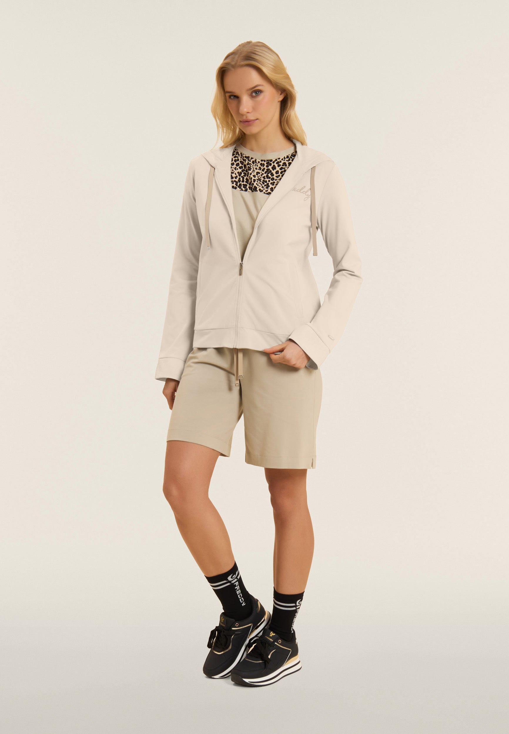 freddy-zip-con-cappuccio-crinkle-felpa-donna-in-jersey image 2