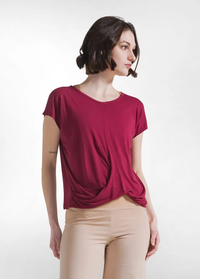 deha-d42041-t-shirt-yoga-con-nodo-frontale-rossa image 1