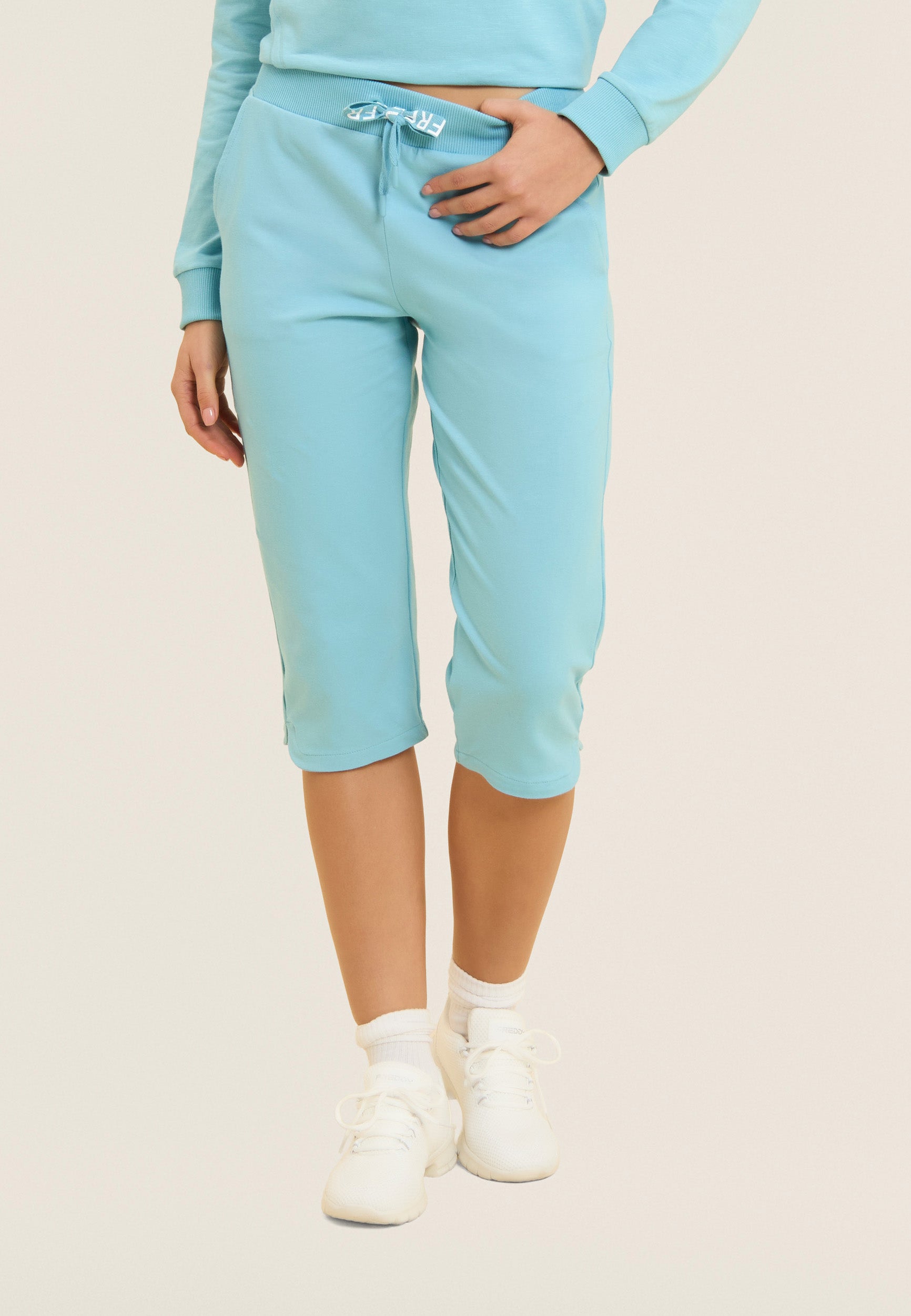 freddy-pantaloni-corsaro-jersey-cotone-con-fondo-stondato-e-logo image 1