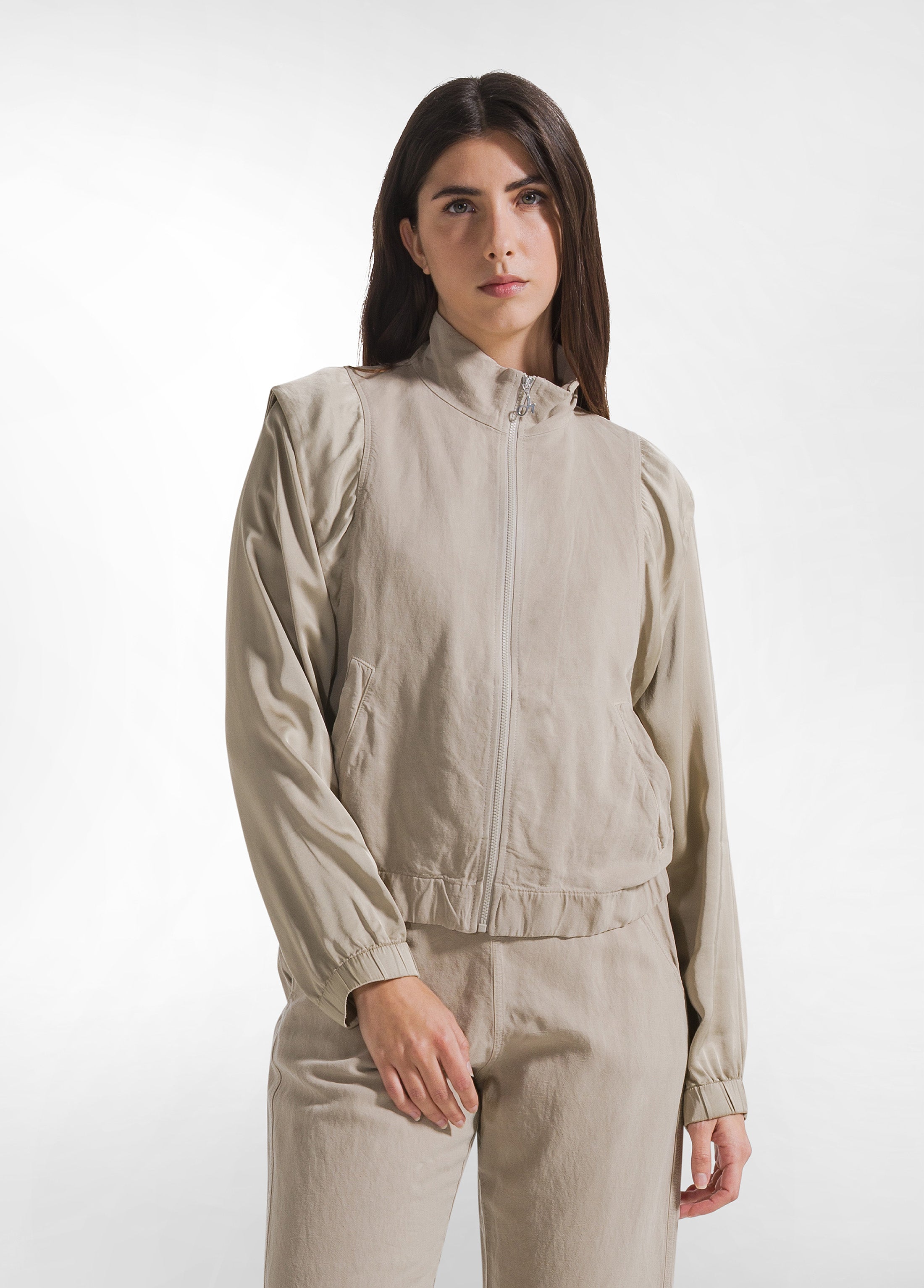 deha-completo-bomber-in-lino-con-maniche-satin-e-pantaloni-dritti-beige image 4