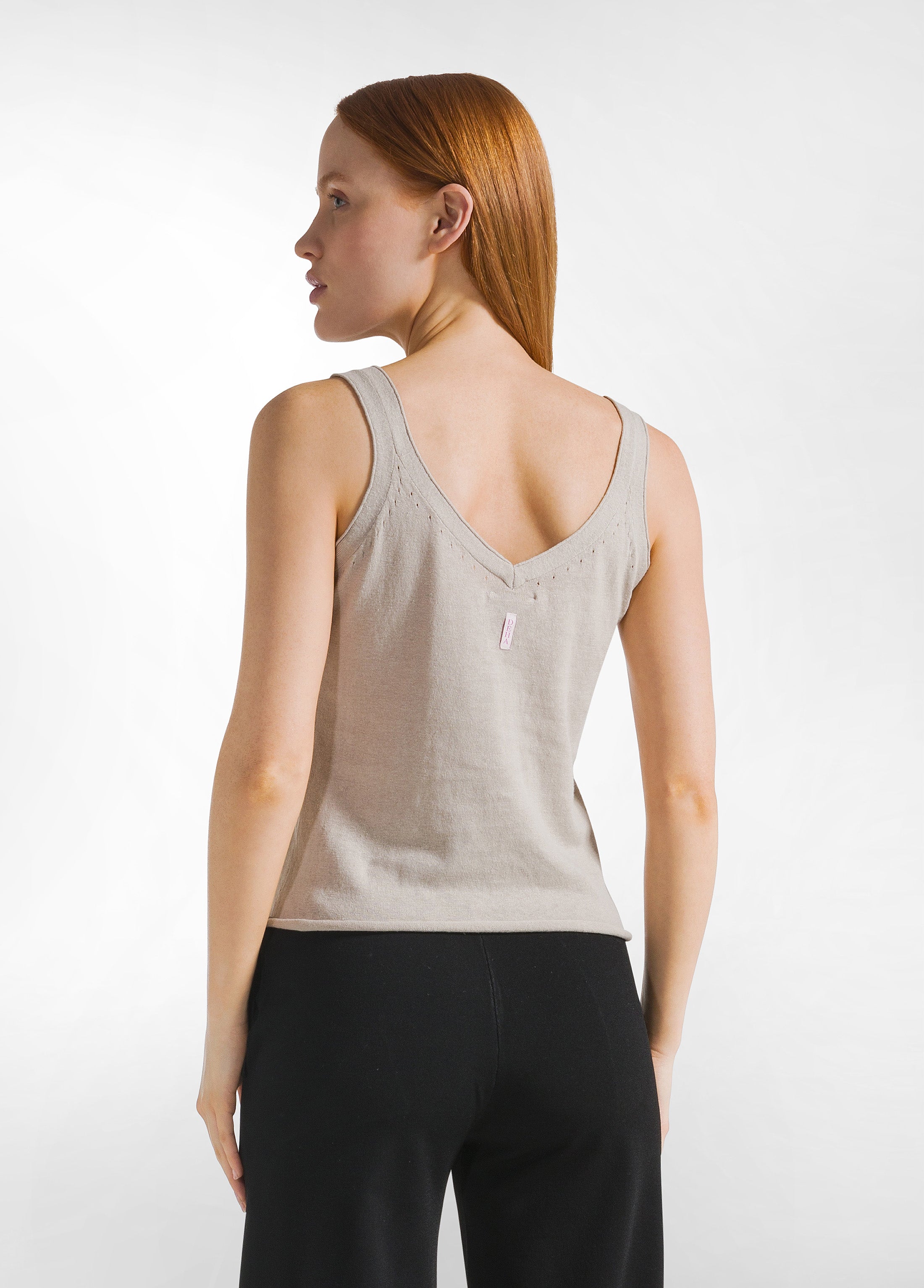 deha-top-in-maglia-lino-e-cotone-con-spalline-beige image 2