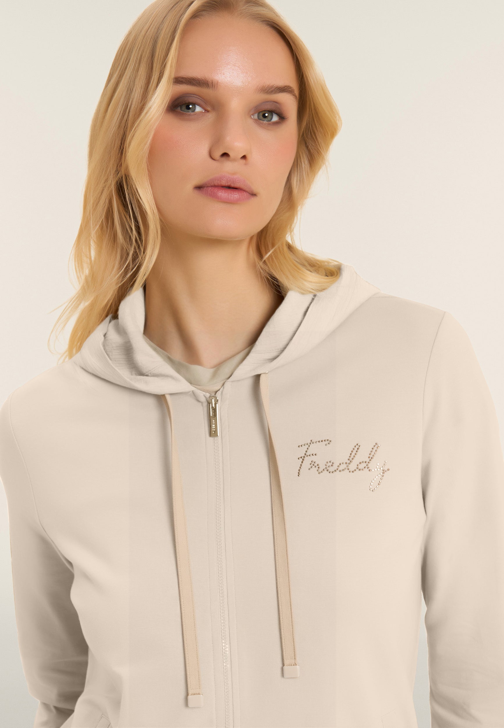 freddy-zip-con-cappuccio-crinkle-felpa-donna-in-jersey image 4