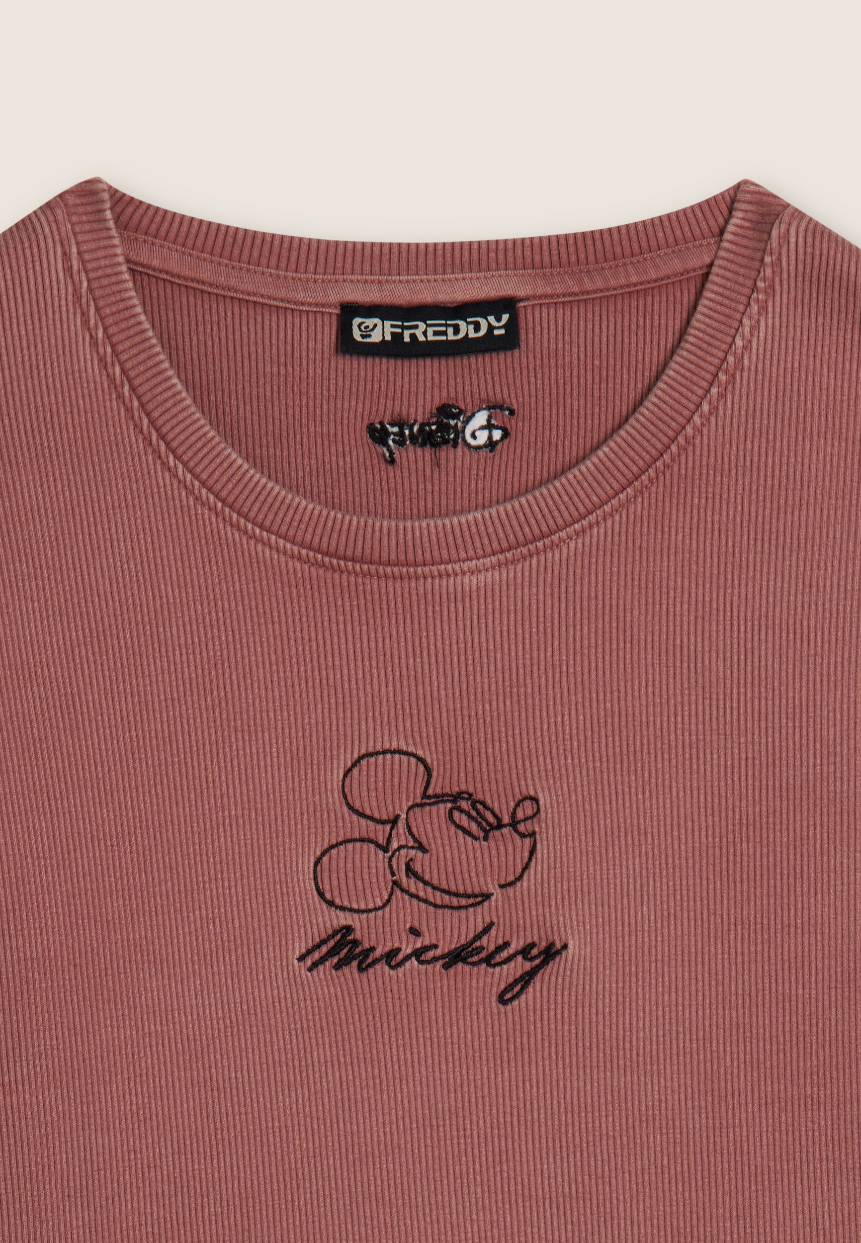 freddy-t-shirt-cropped-donna-manica-lunga-con-ricami-disney image 7