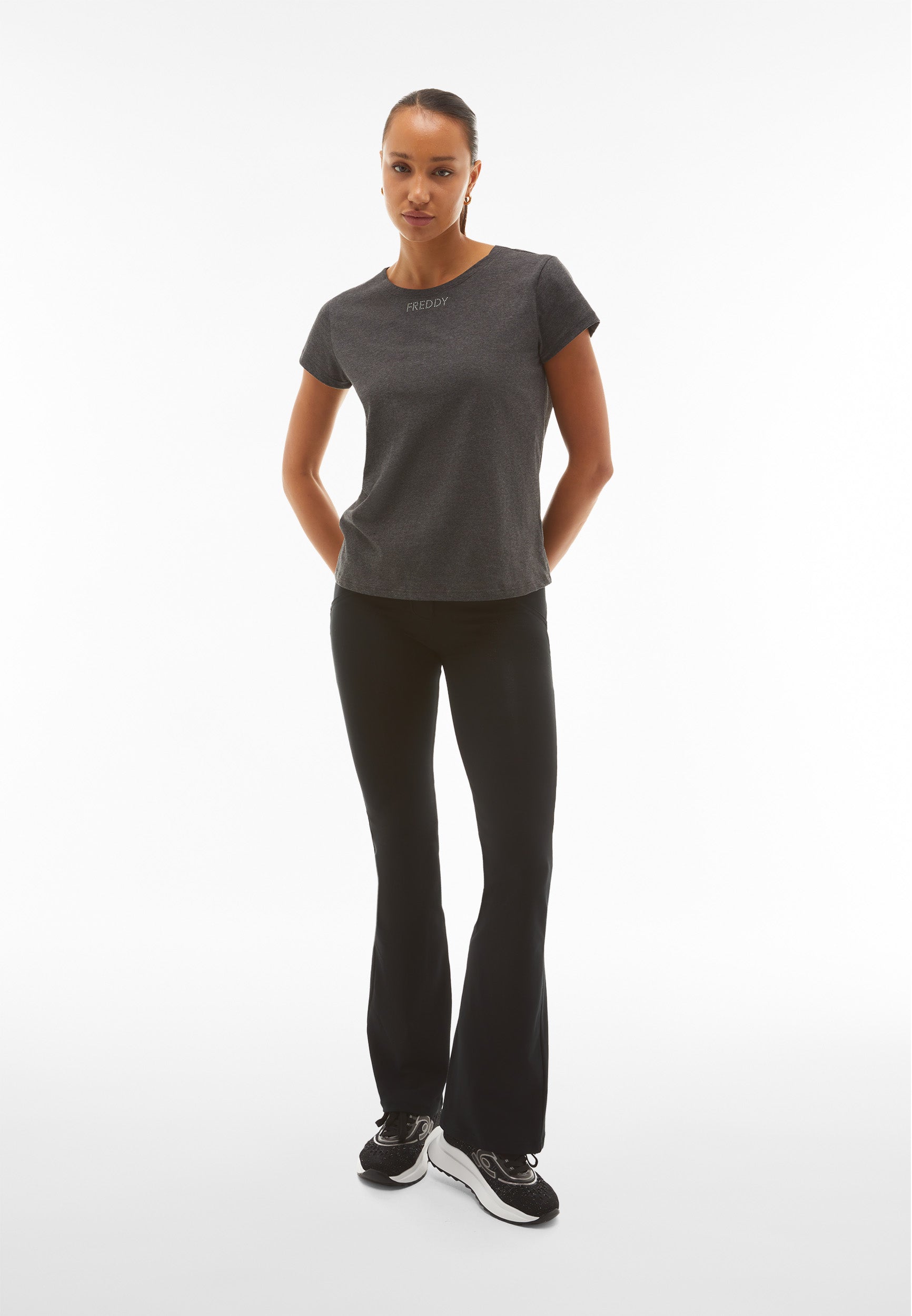 freddy-wr-up-pantaloni-push-up-vita-regular-fondo-flare-in-cotone image 2