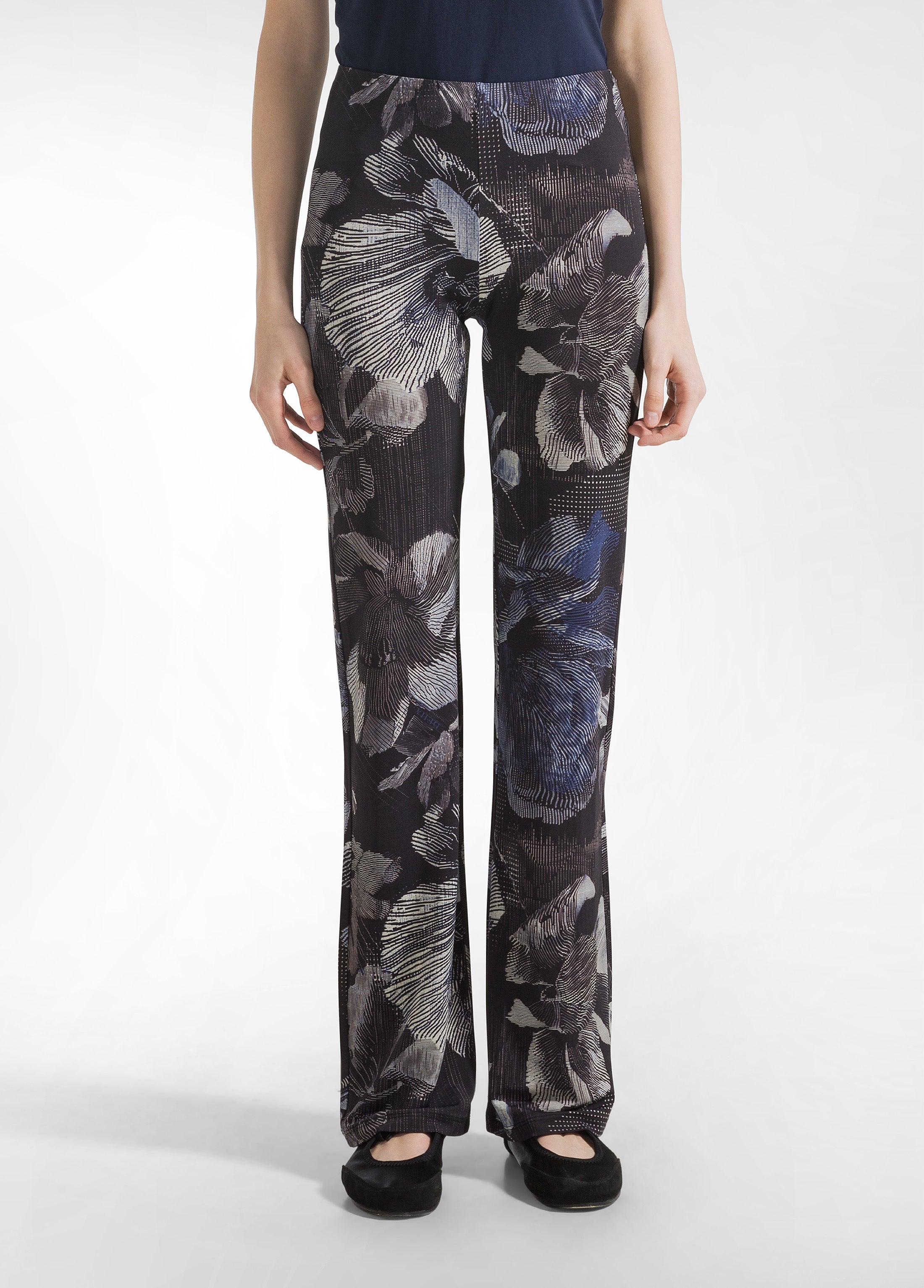 deha-pantalone-fluido-in-viscosa-stampata-nero image 2