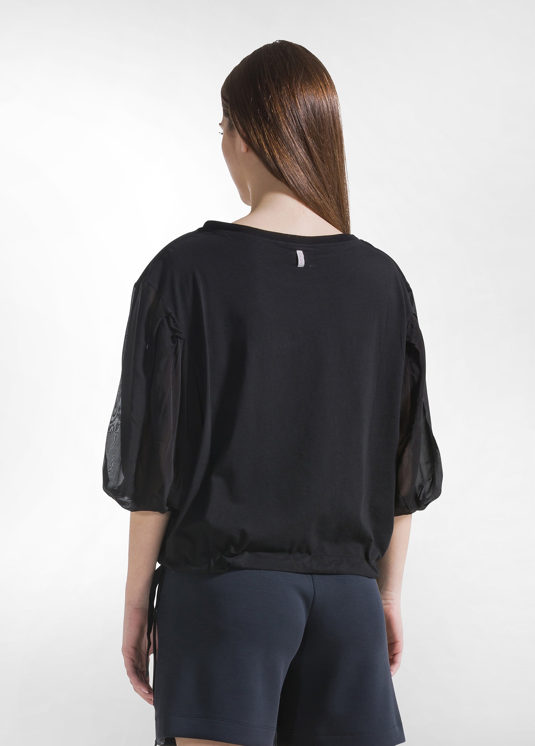 deha-d42491-t-shirt-ampia-cotone-e-seta-nero-strati-sovrapposti image 2