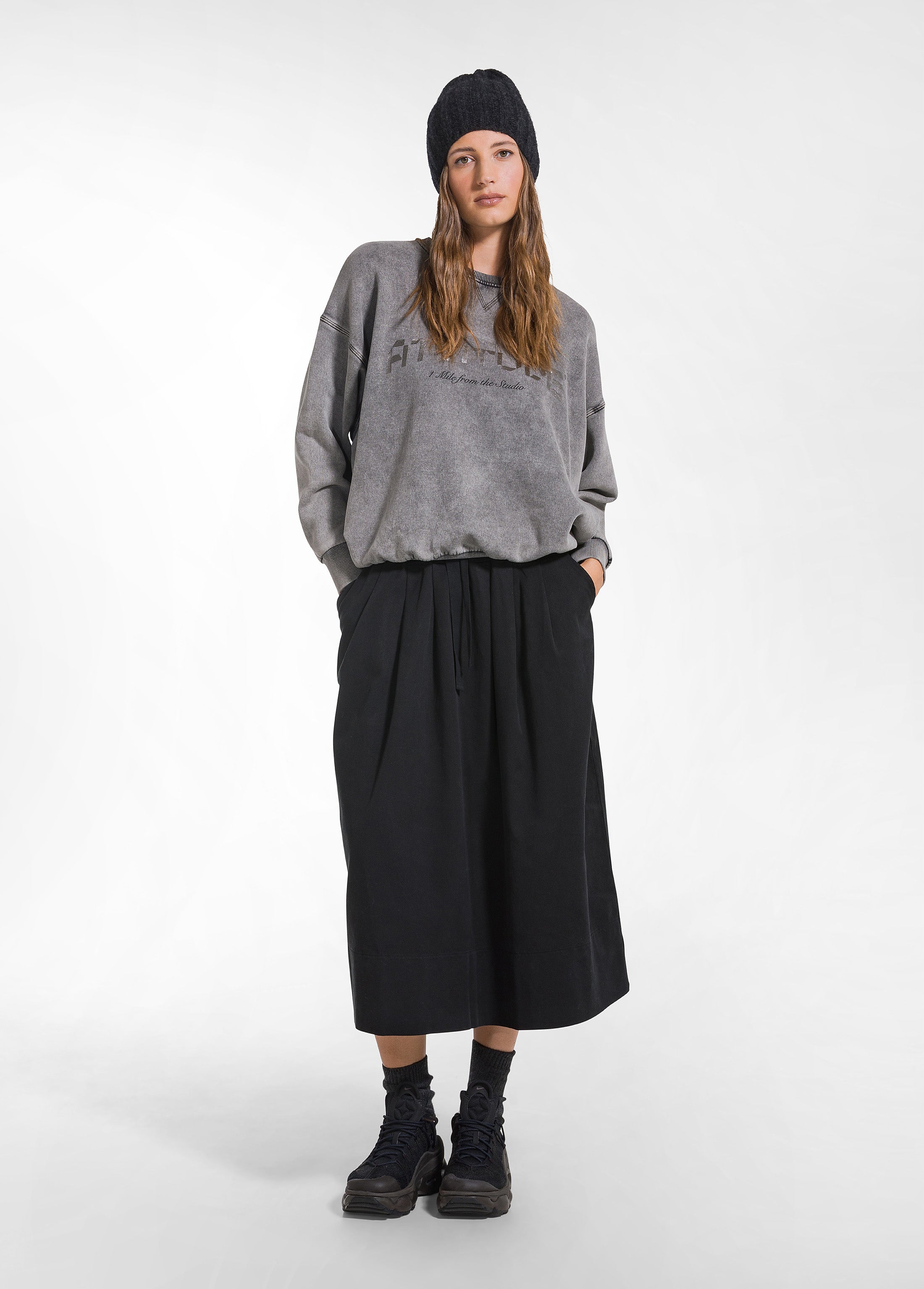 deha-gonna-a-pieghe-in-twill-lyocell-nero image 1