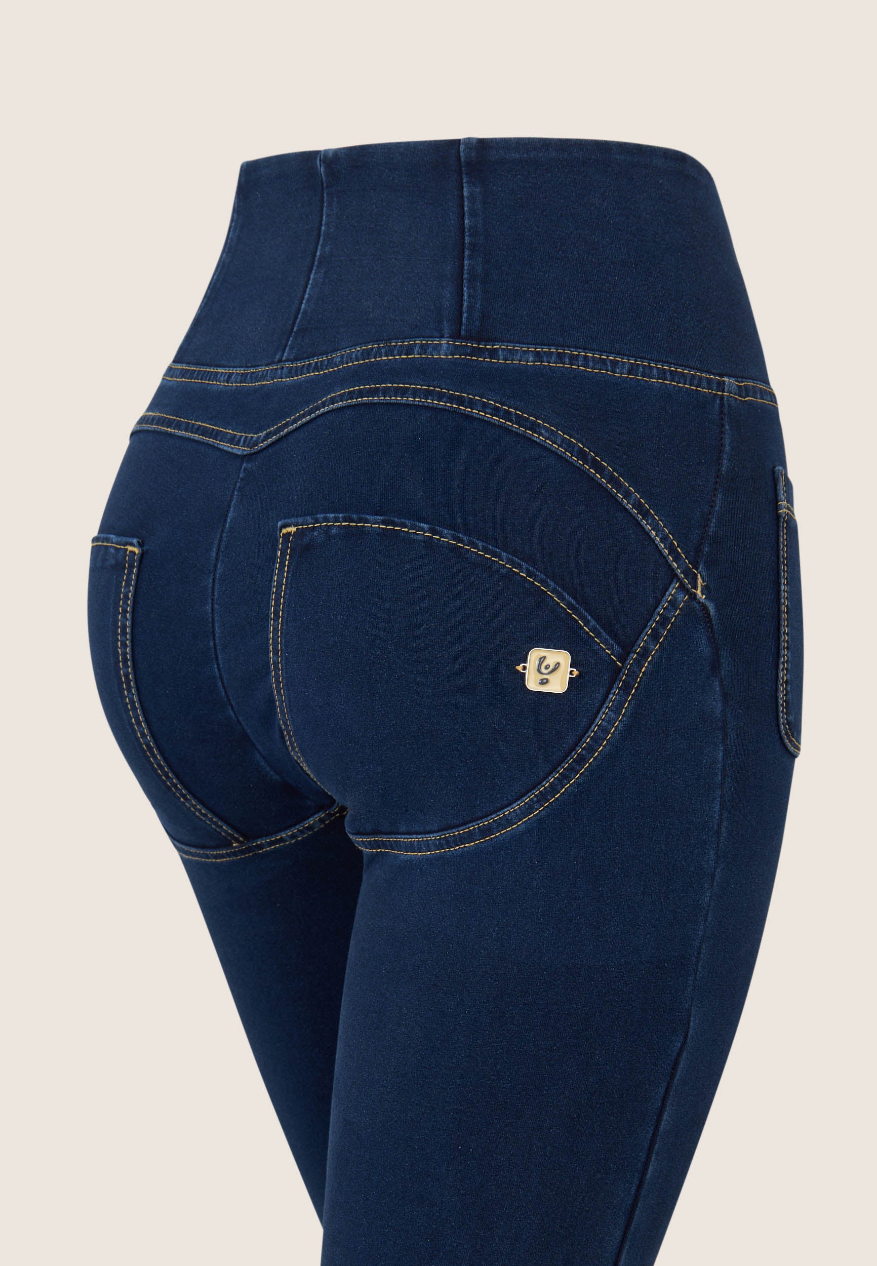 freddy-jeans-push-up-wr-up-flare-denim-washed-vita-alta-sostenibile image 3