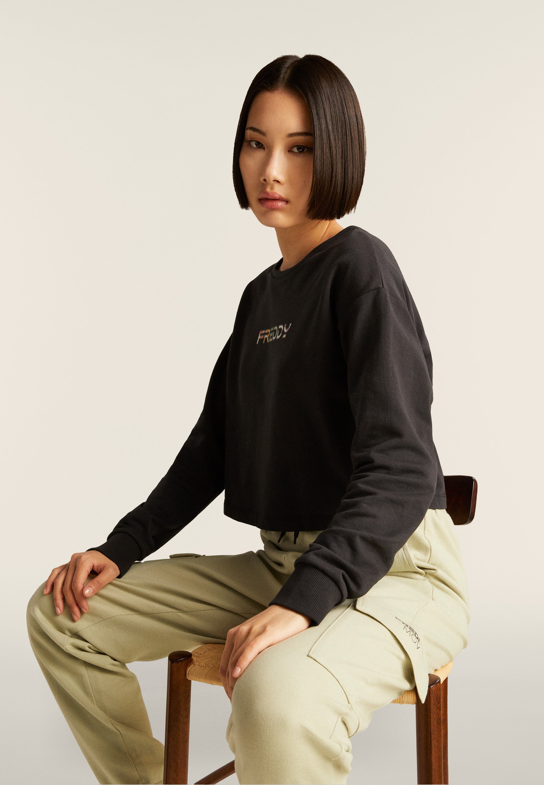 freddy-felpa-cropped-comfort-fit-logo-multicolore image 5