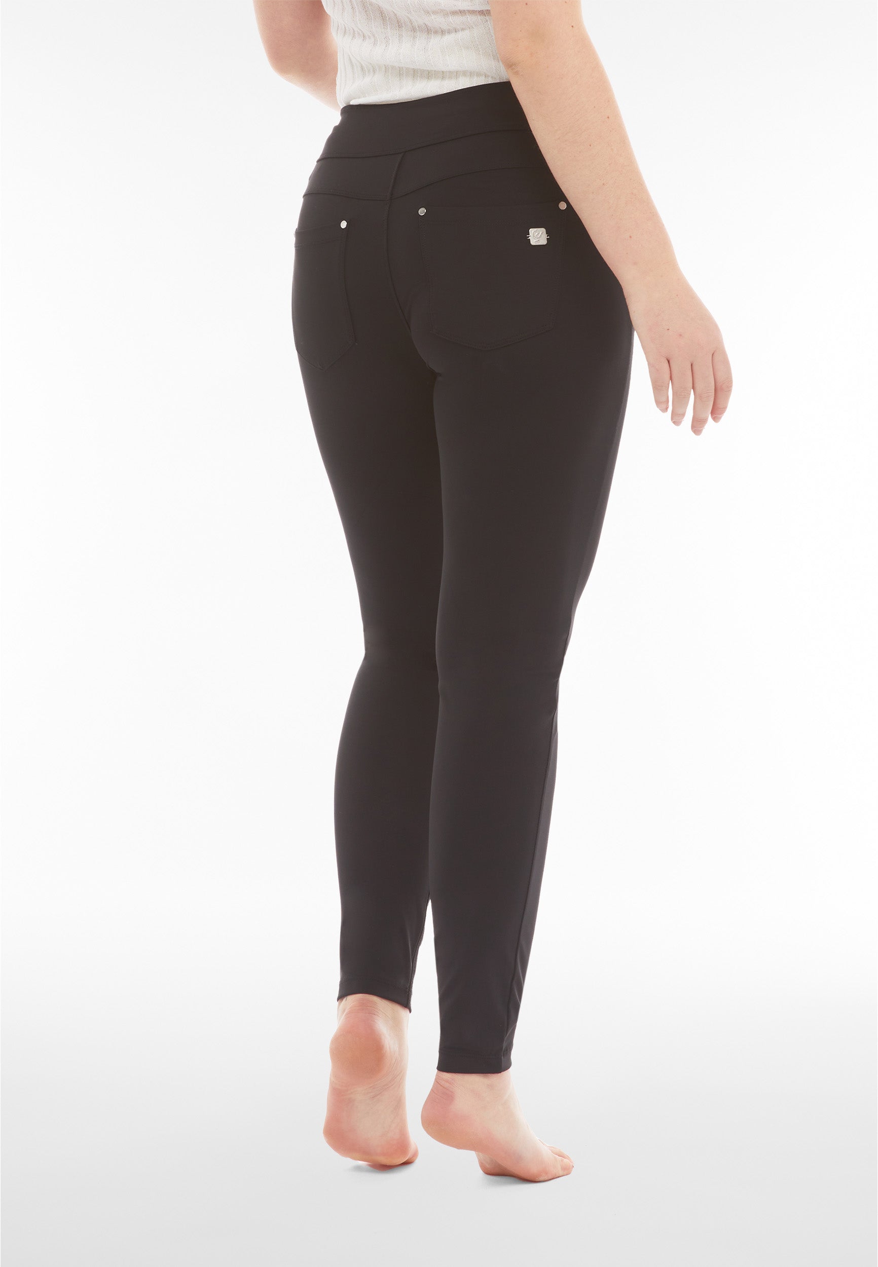 freddy-leggings-n-o-w-slim-fit-vita-media-in-tessuto-bioattivo image 3