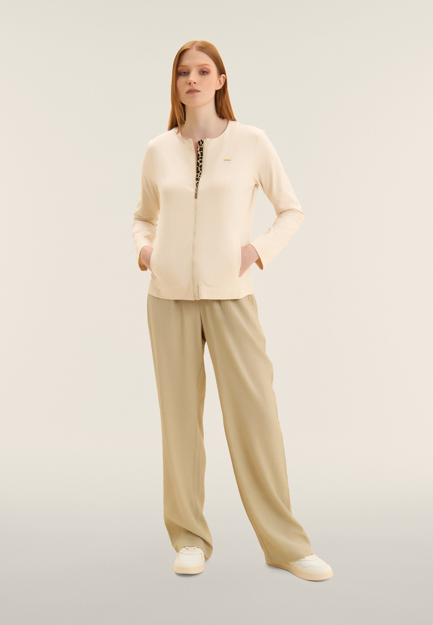 freddy-felpa-donna-zip-slim-con-dettagli-animalier-interni image 2