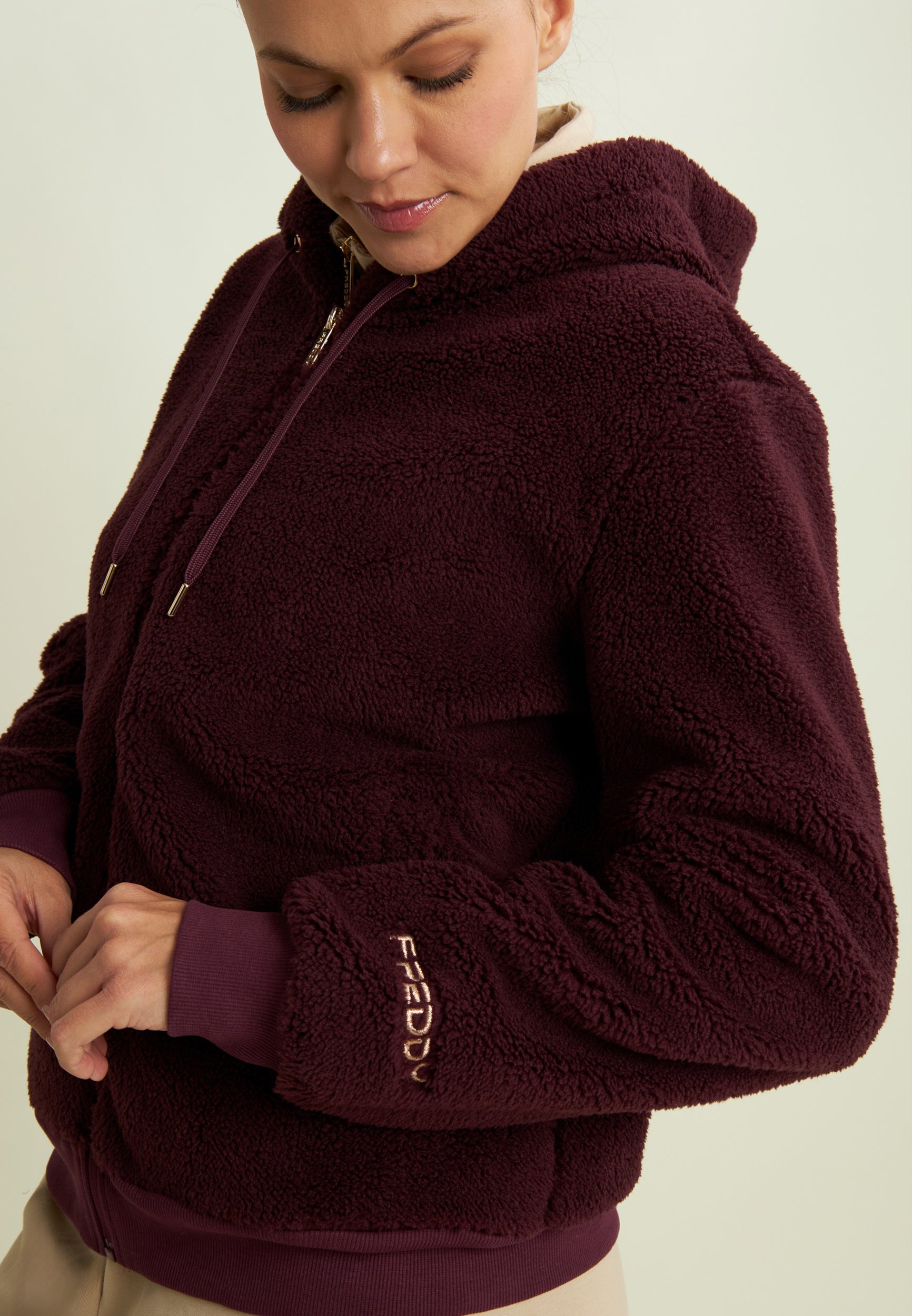 freddy-giacca-donna-in-pile-sherpa-con-cappuccio-e-zip-full-zip image 4