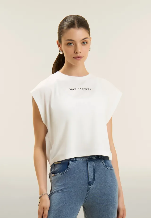 freddy-t-shirt-cropped-manica-corta-con-stampe-mst-freddy image 1