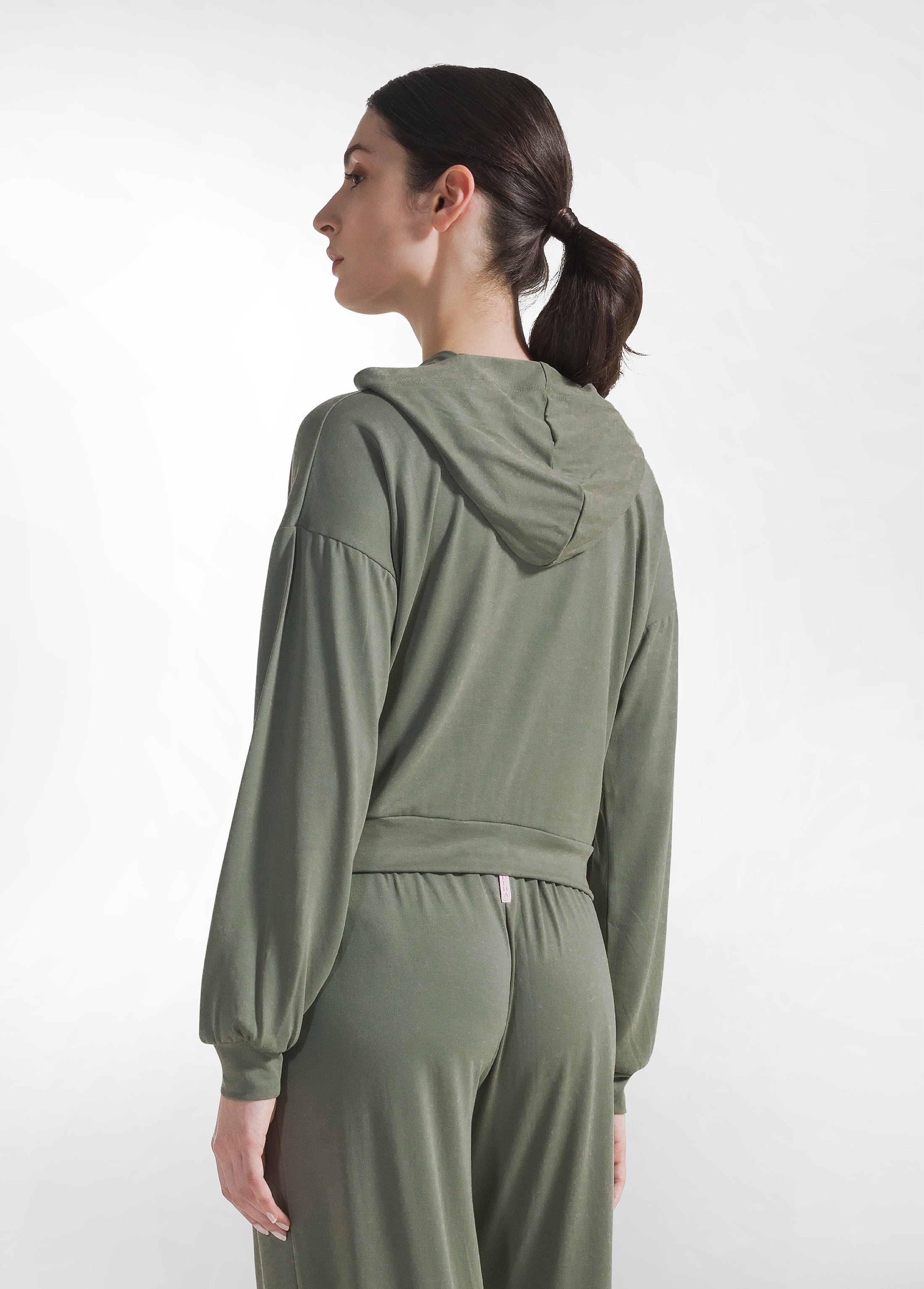 deha-d22032-felpa-con-nodo-in-jersey-modal-verde-cropped image 2