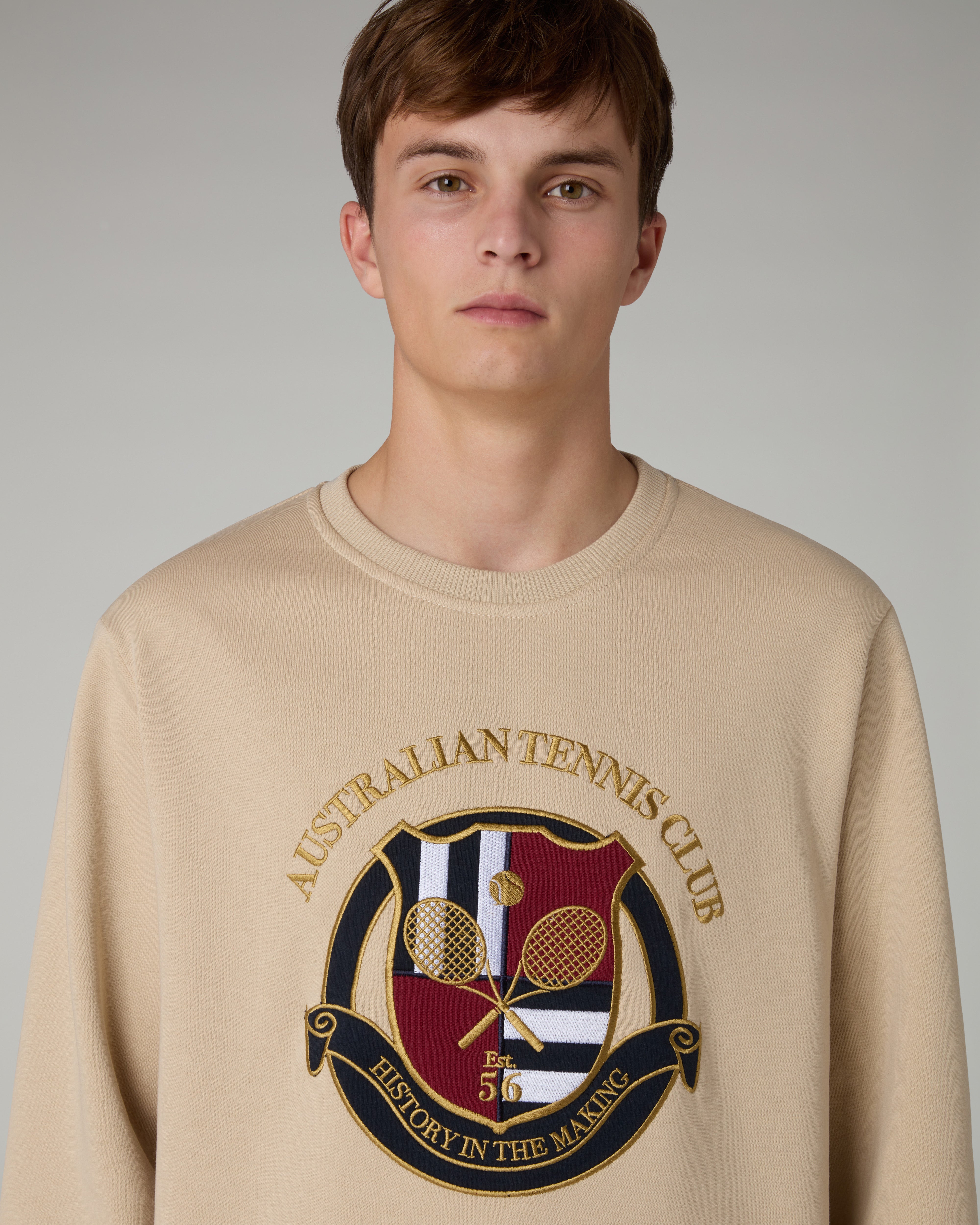 australian-tennis-club-crewneck-felpa-girocollo-sabbia-made-in-italy image 4
