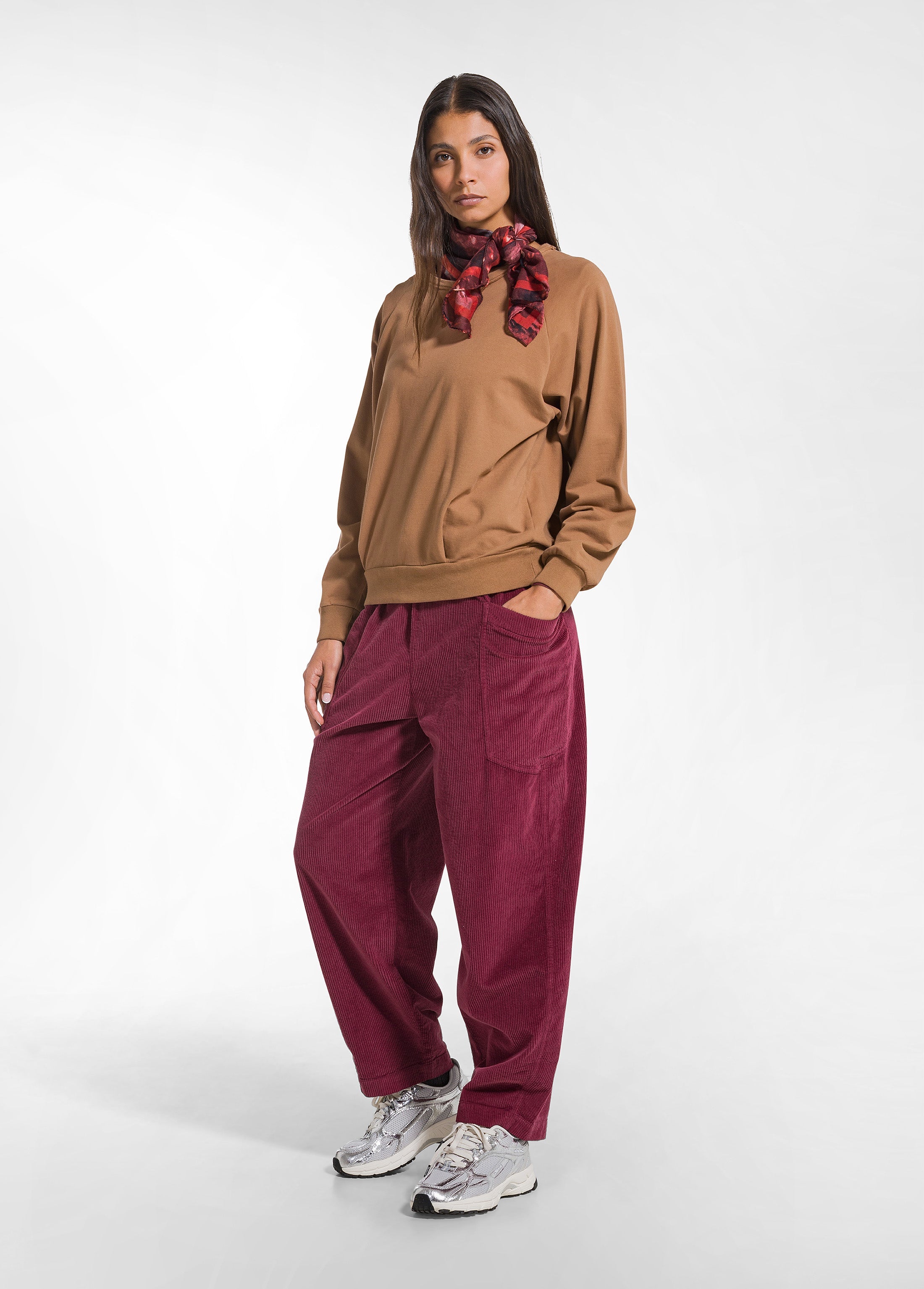 deha-pantalone-balloon-in-velluto-mille-righe-rosso image 1
