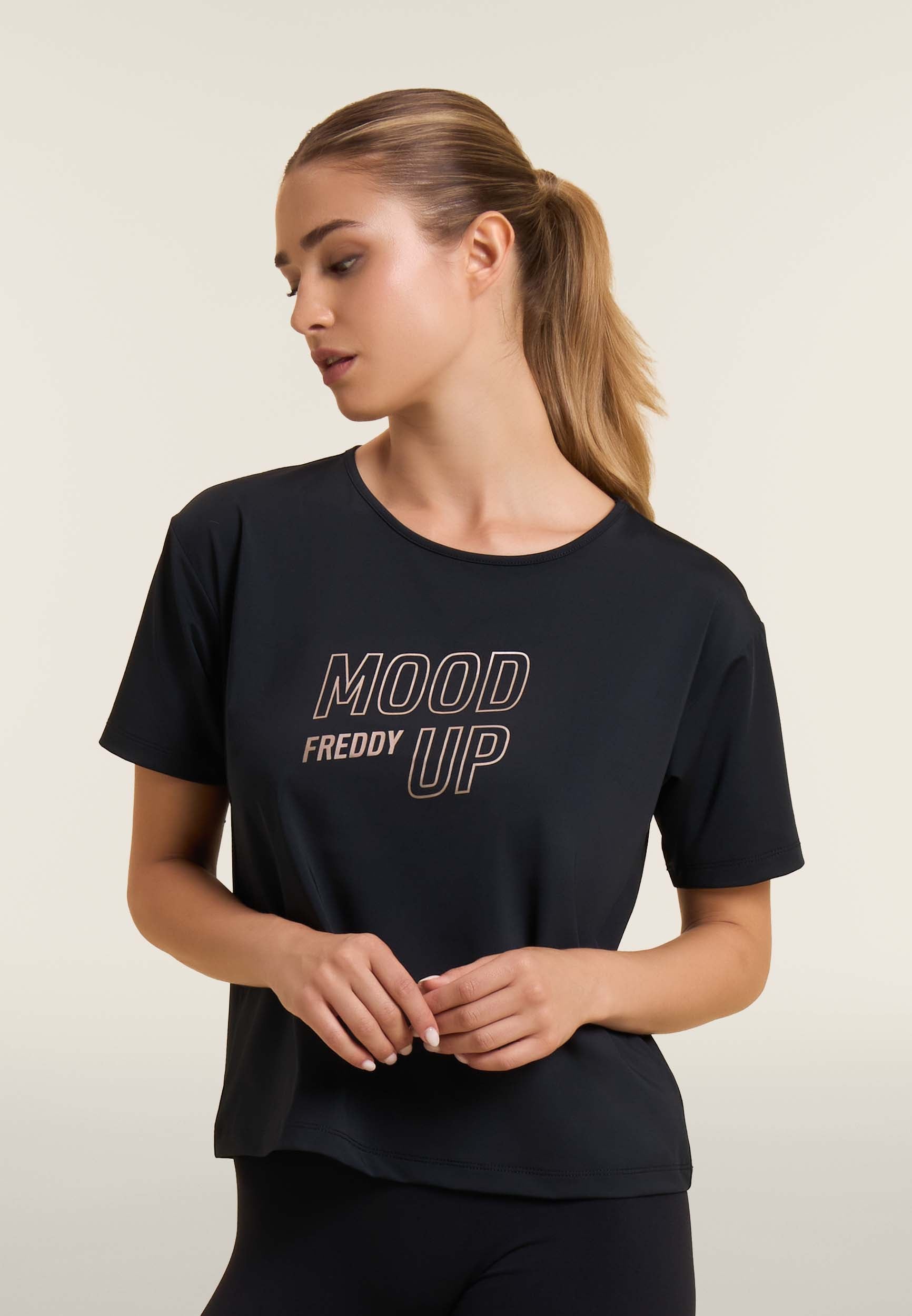 freddy-t-shirt-donna-cropped-comfort-con-stampa-mood-up-in-jersey-nylon image 1
